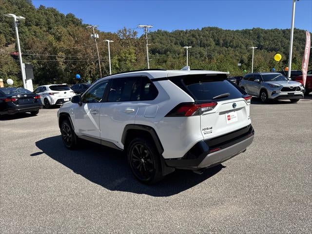 2023 Toyota RAV4 Hybrid SE