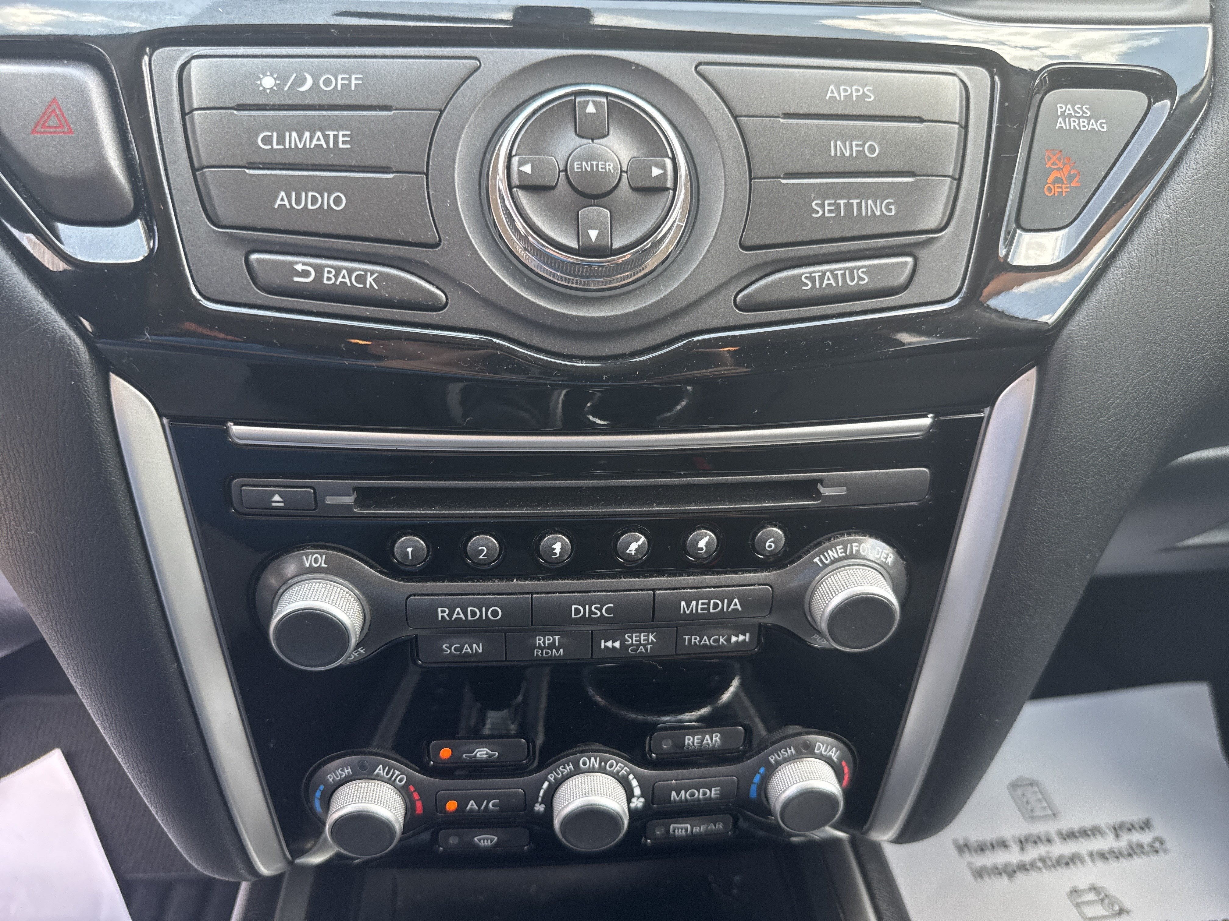 2017 Nissan Pathfinder SV