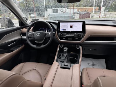 2024 Toyota Grand Highlander Platinum