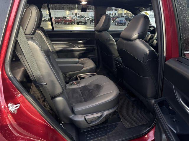 2025 Toyota Grand Highlander Hybrid MAX Platinum