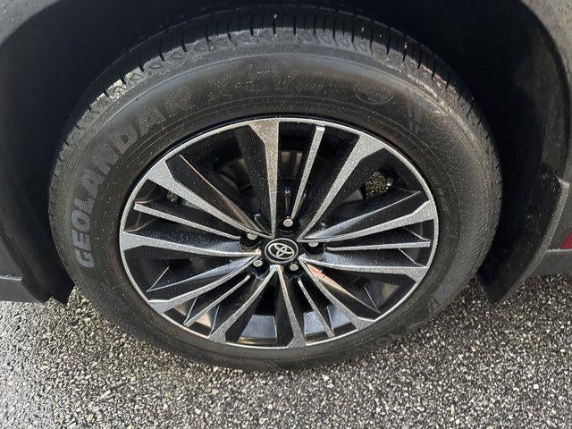 2025 Toyota Grand Highlander Hybrid MAX Platinum