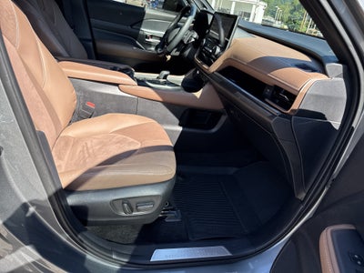 2025 Toyota Grand Highlander Hybrid MAX Platinum