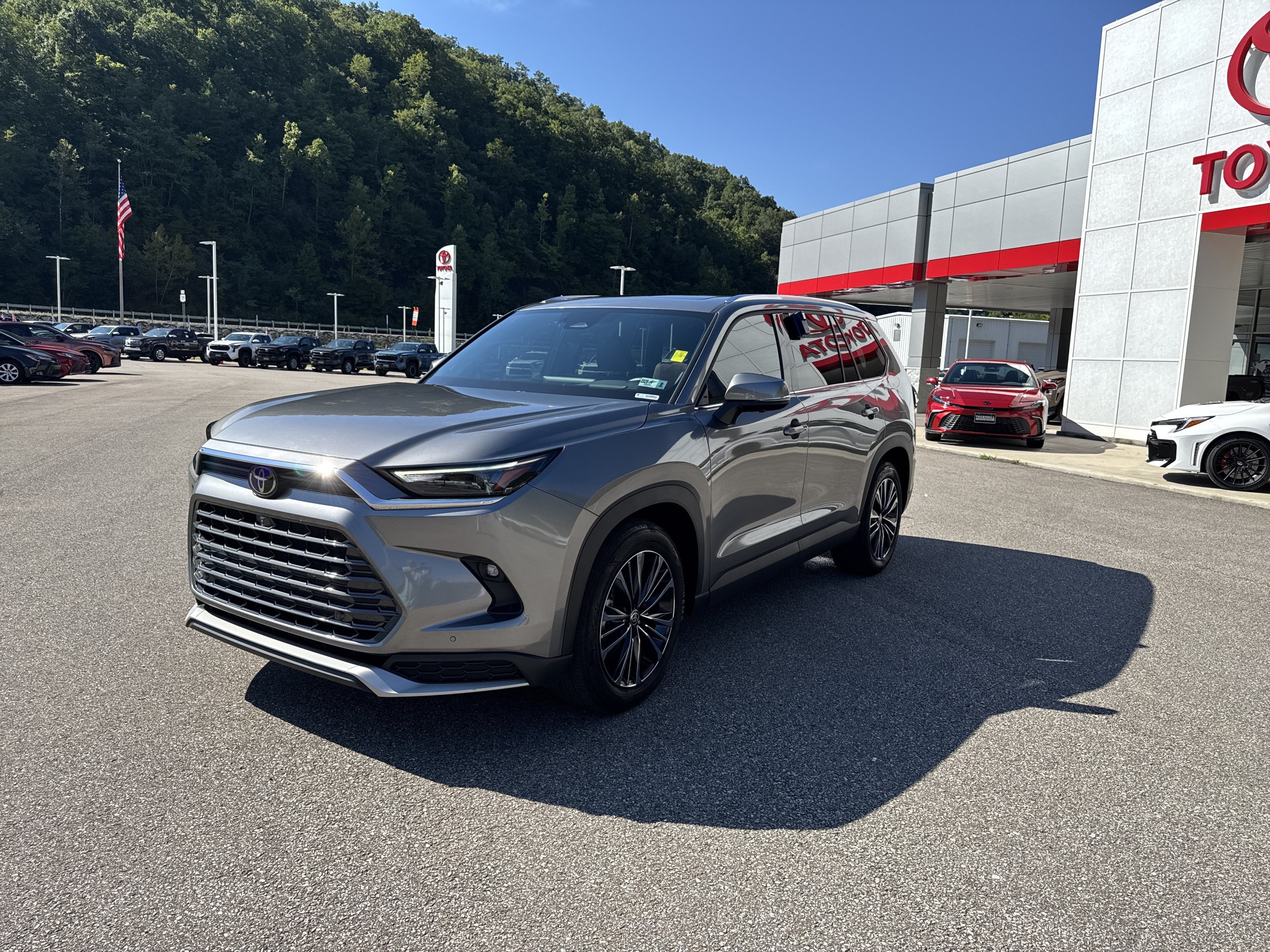 2025 Toyota Grand Highlander Hybrid MAX Platinum