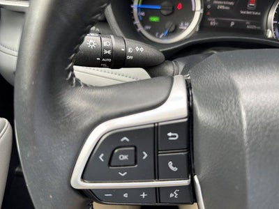 2023 Toyota Highlander Hybrid LE