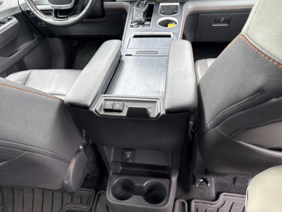 2021 Toyota Sienna XSE