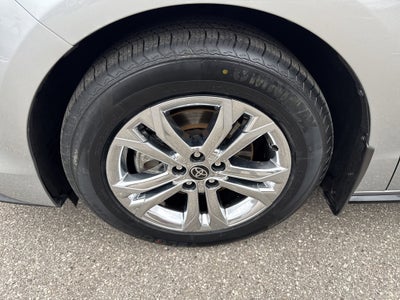 2022 Toyota Sienna Platinum