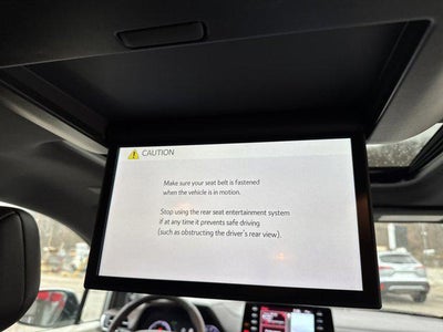 2022 Toyota Sienna Platinum