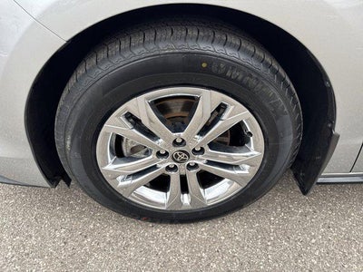 2022 Toyota Sienna Platinum