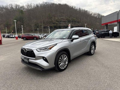 2024 Toyota Highlander Platinum