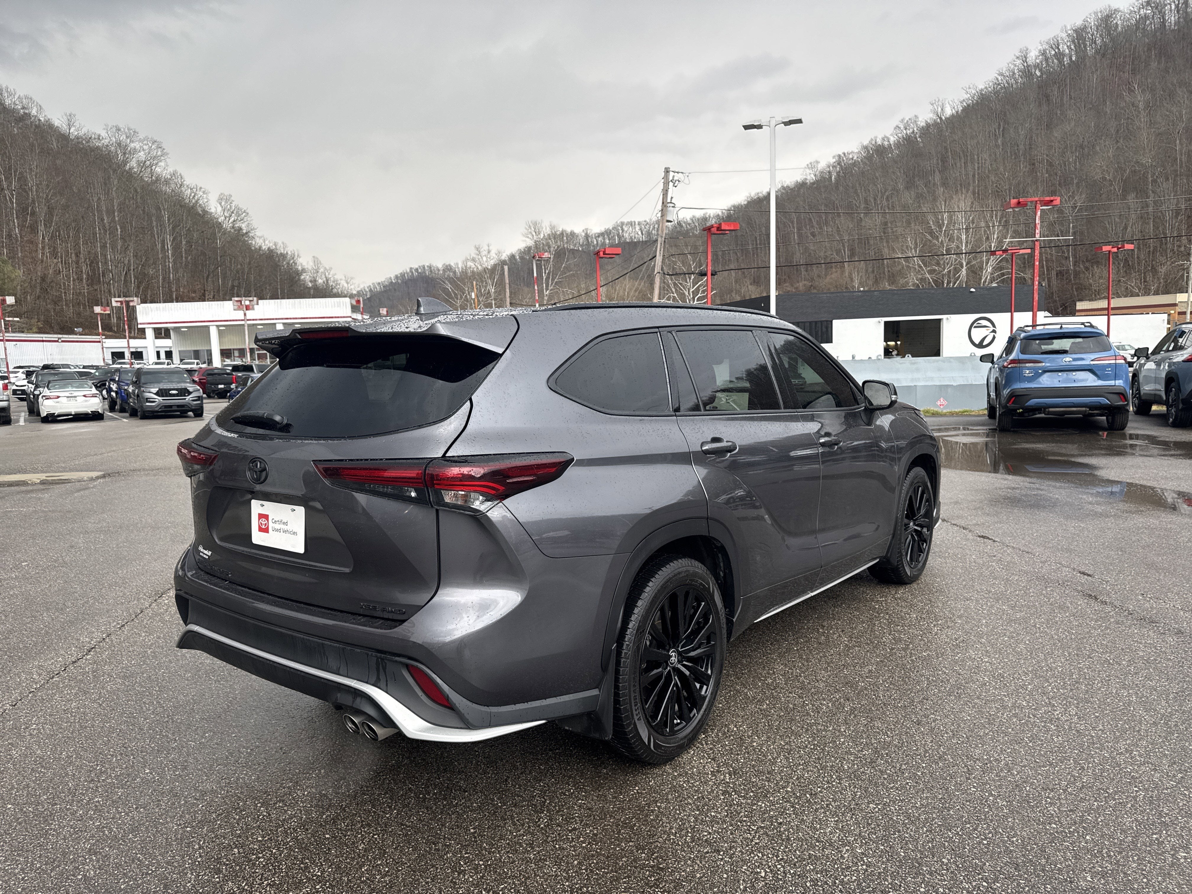 2024 Toyota Highlander XSE