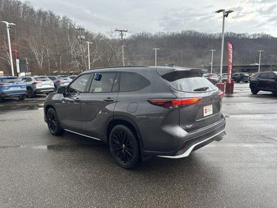 2024 Toyota Highlander XSE