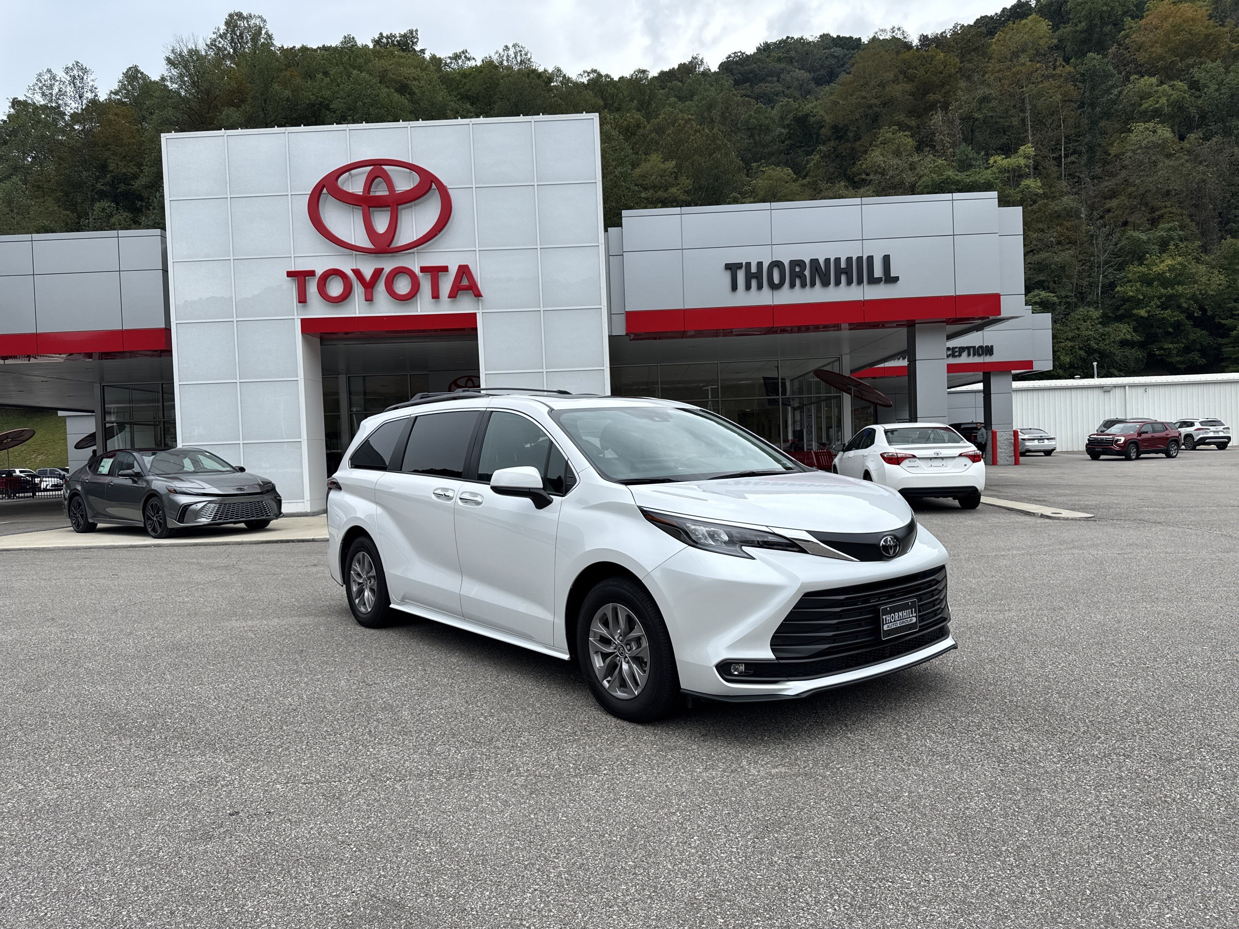 2026 Toyota Sienna XLE