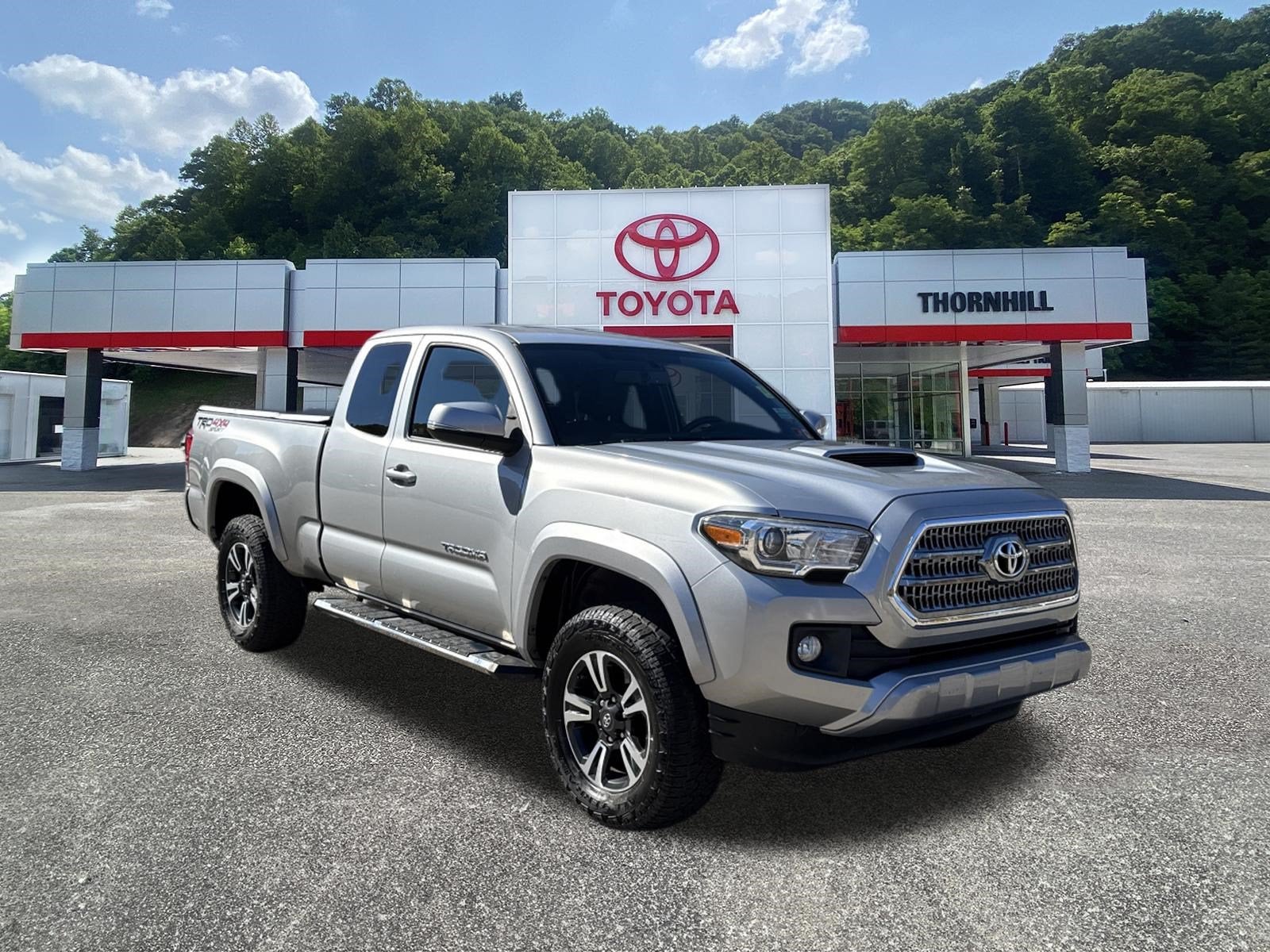 2017 Toyota Tacoma TRD Sport
