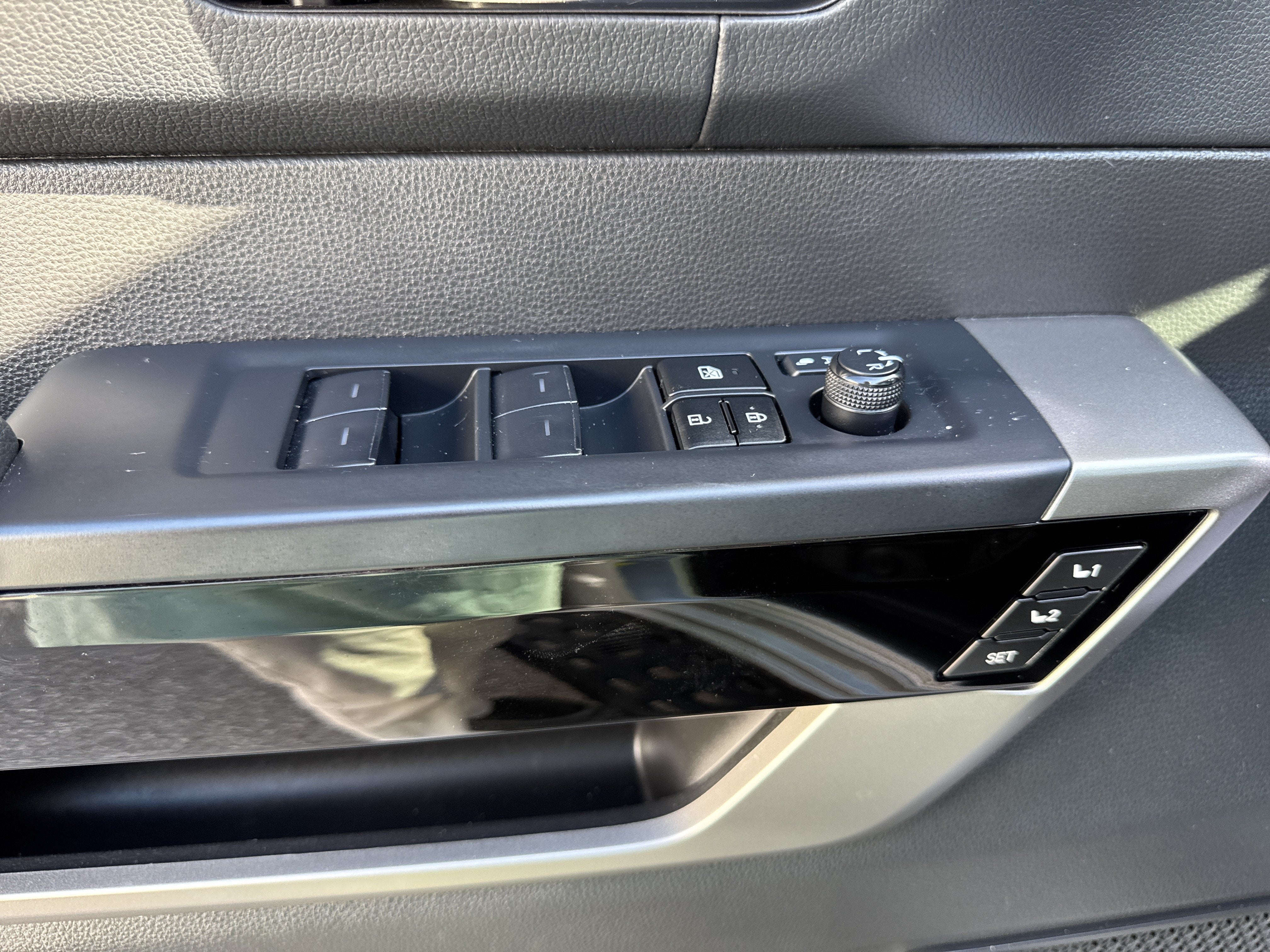 2024 Toyota Tundra 4WD Limited Hybrid