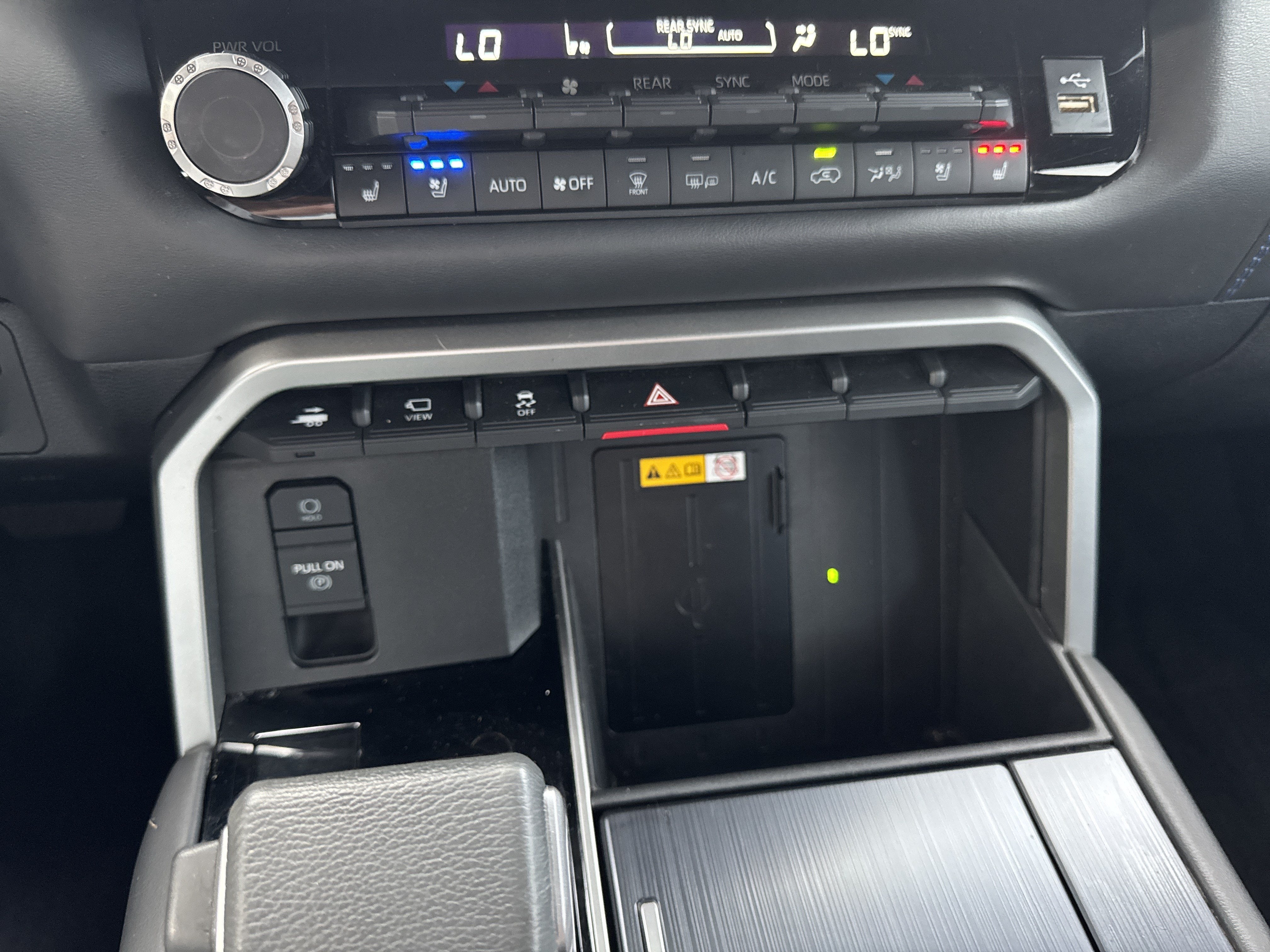 2024 Toyota Sequoia Platinum