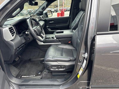 2024 Toyota Sequoia Platinum