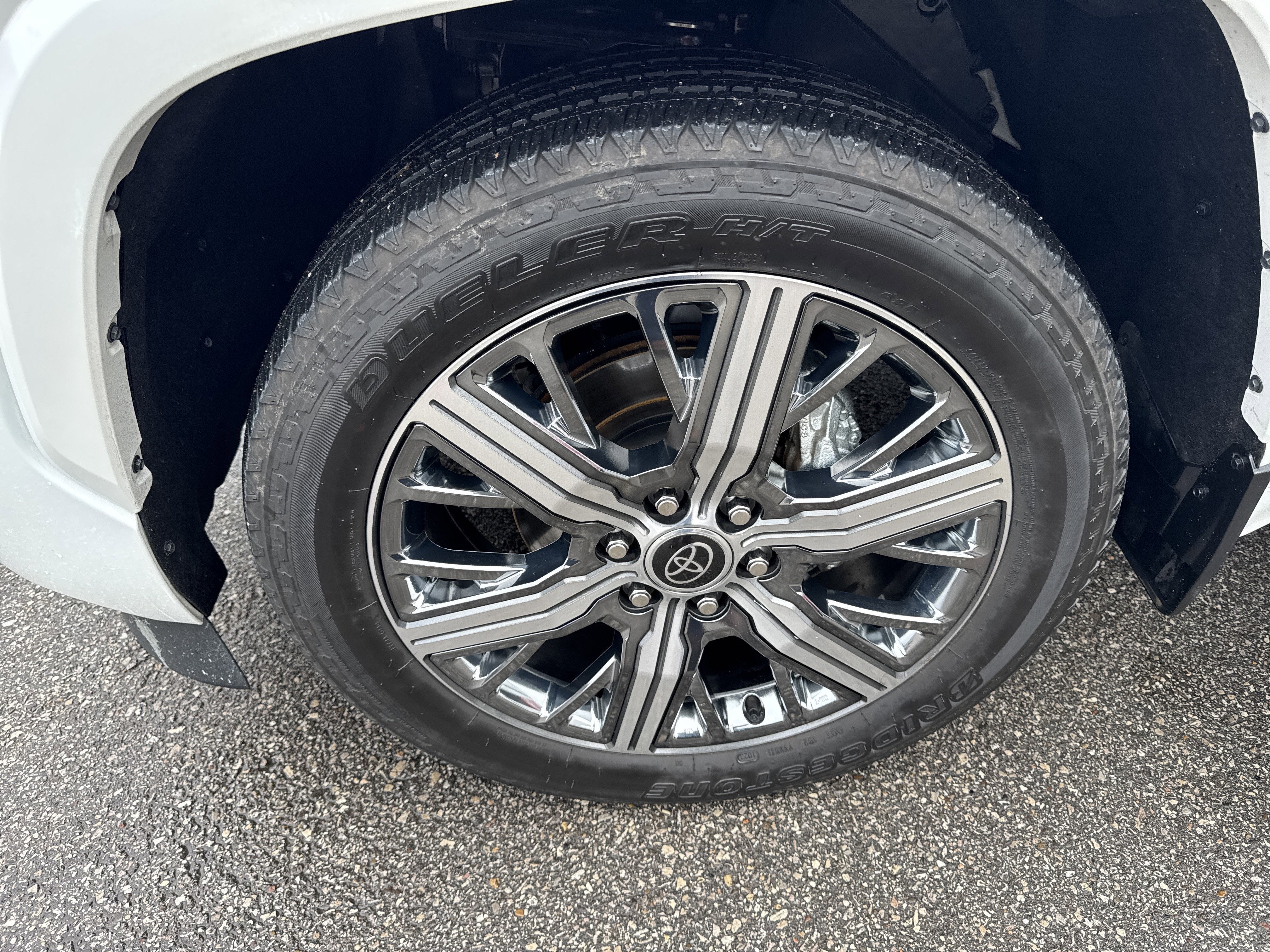 2023 Toyota Sequoia Capstone