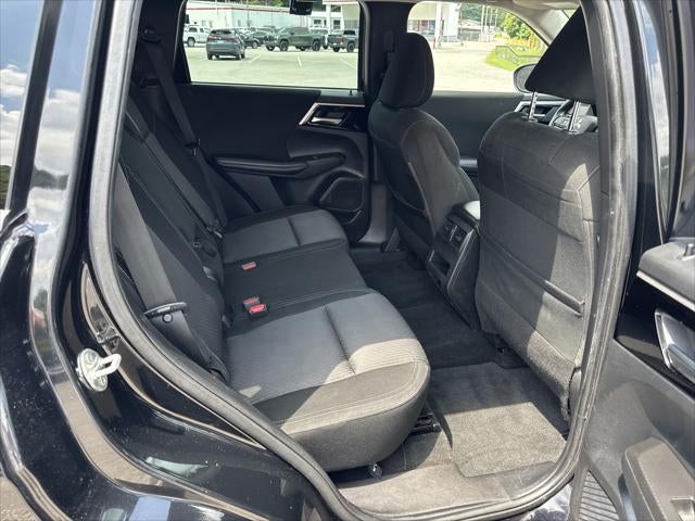 2023 Mitsubishi Outlander ES