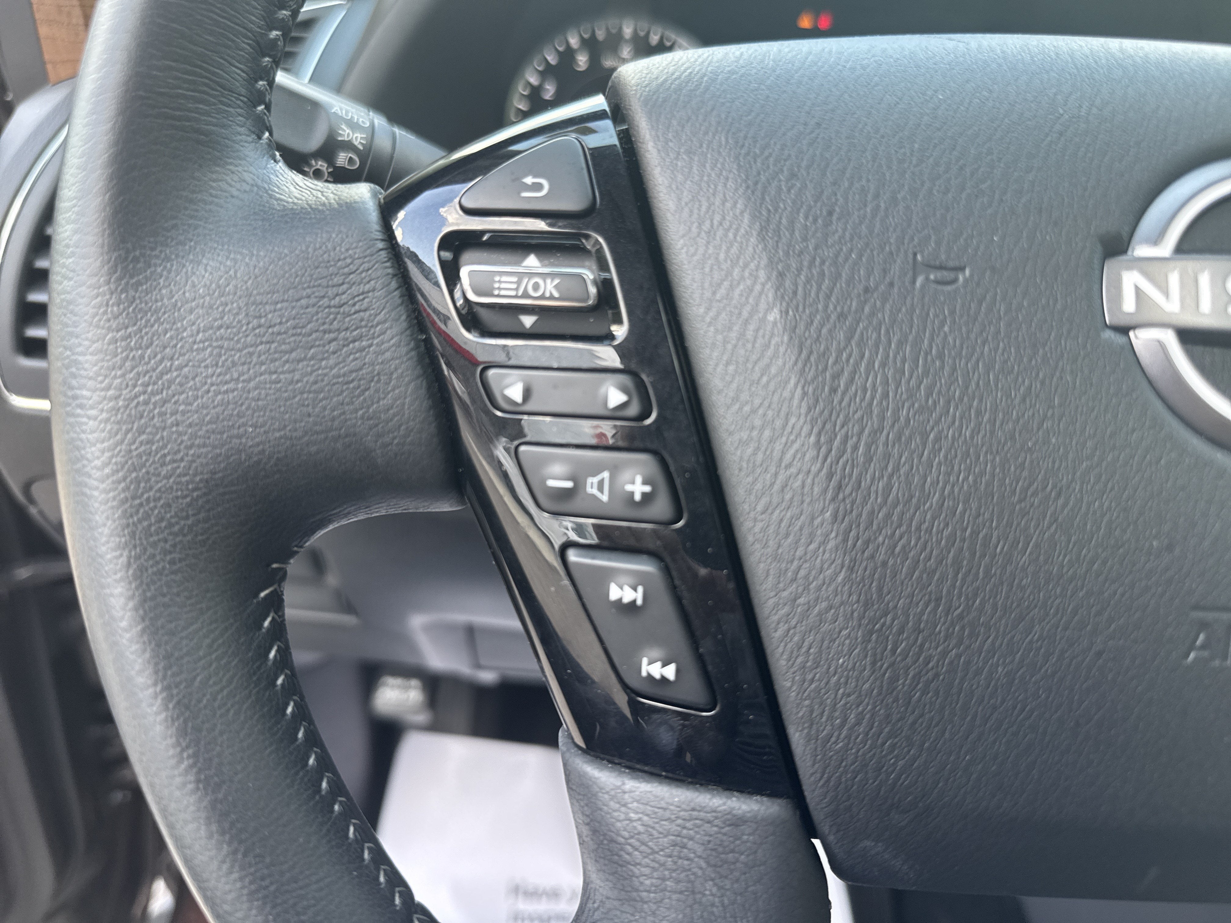 2022 Nissan Armada SL