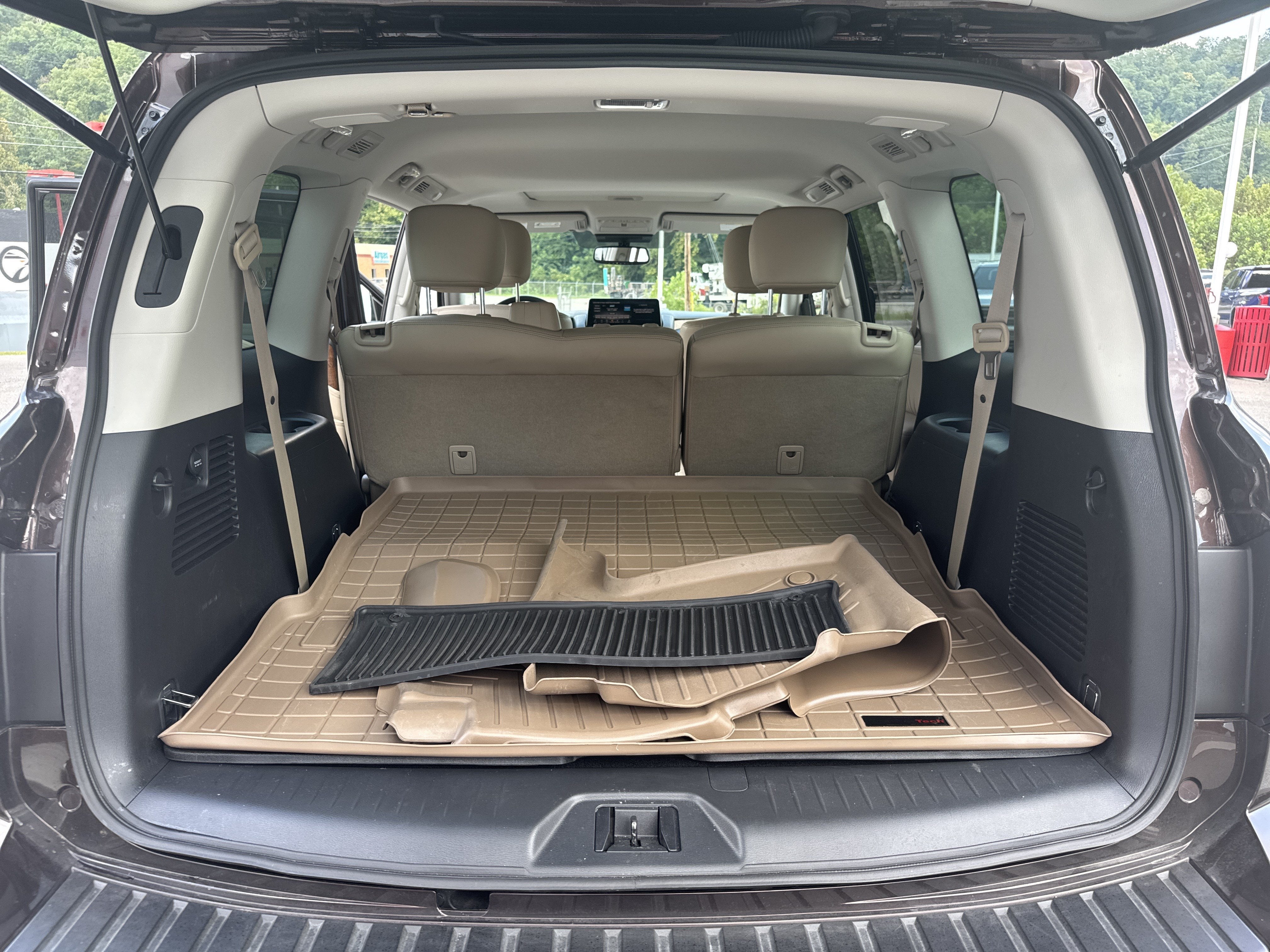 2022 Nissan Armada SL