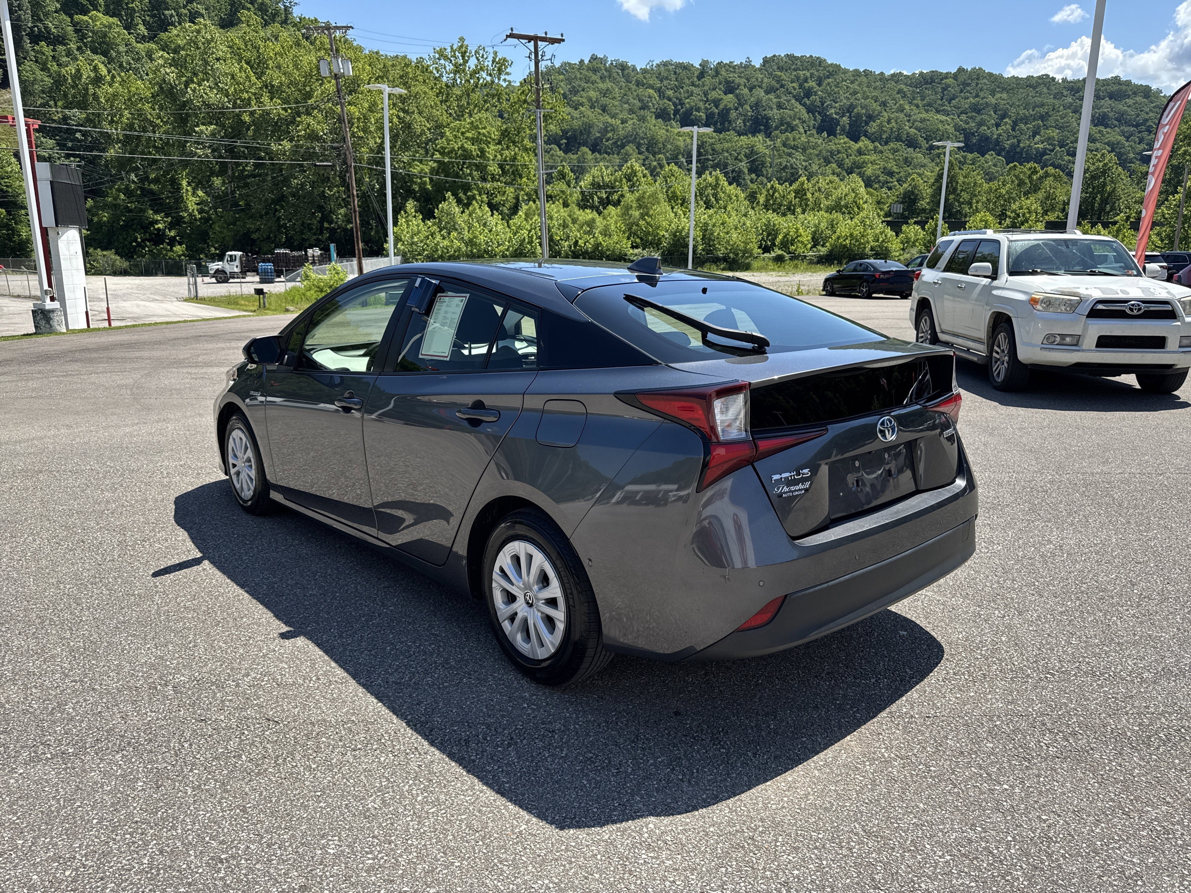 2021 Toyota Prius LE
