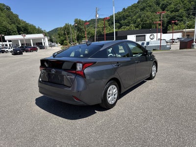 2021 Toyota Prius LE