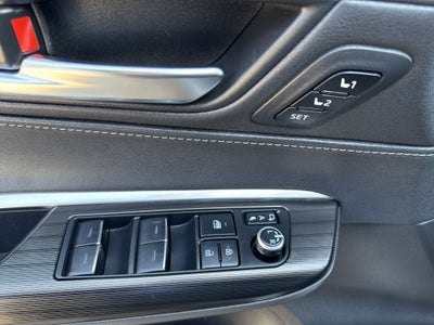 2023 Toyota Venza XLE