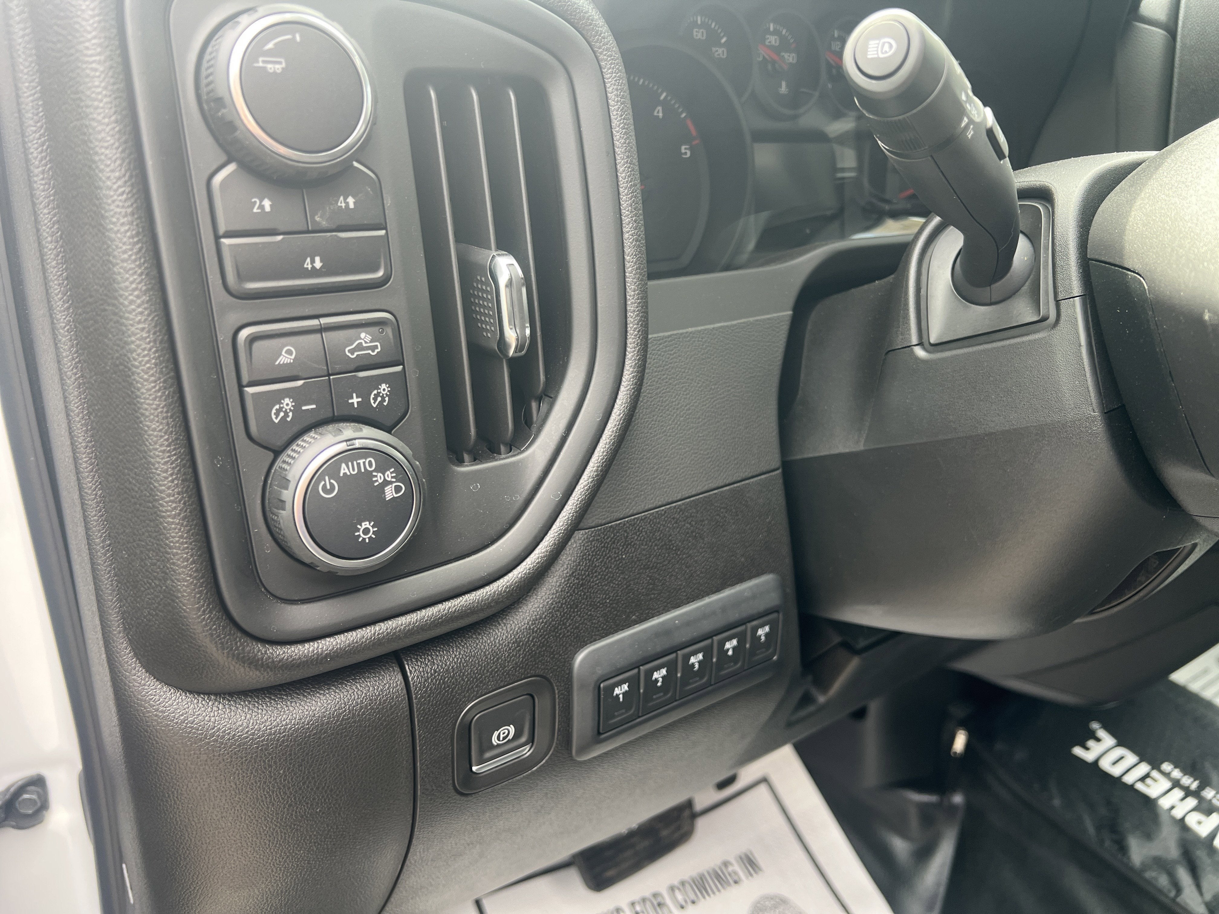 2025 Chevrolet Silverado 3500HD CC Work Truck