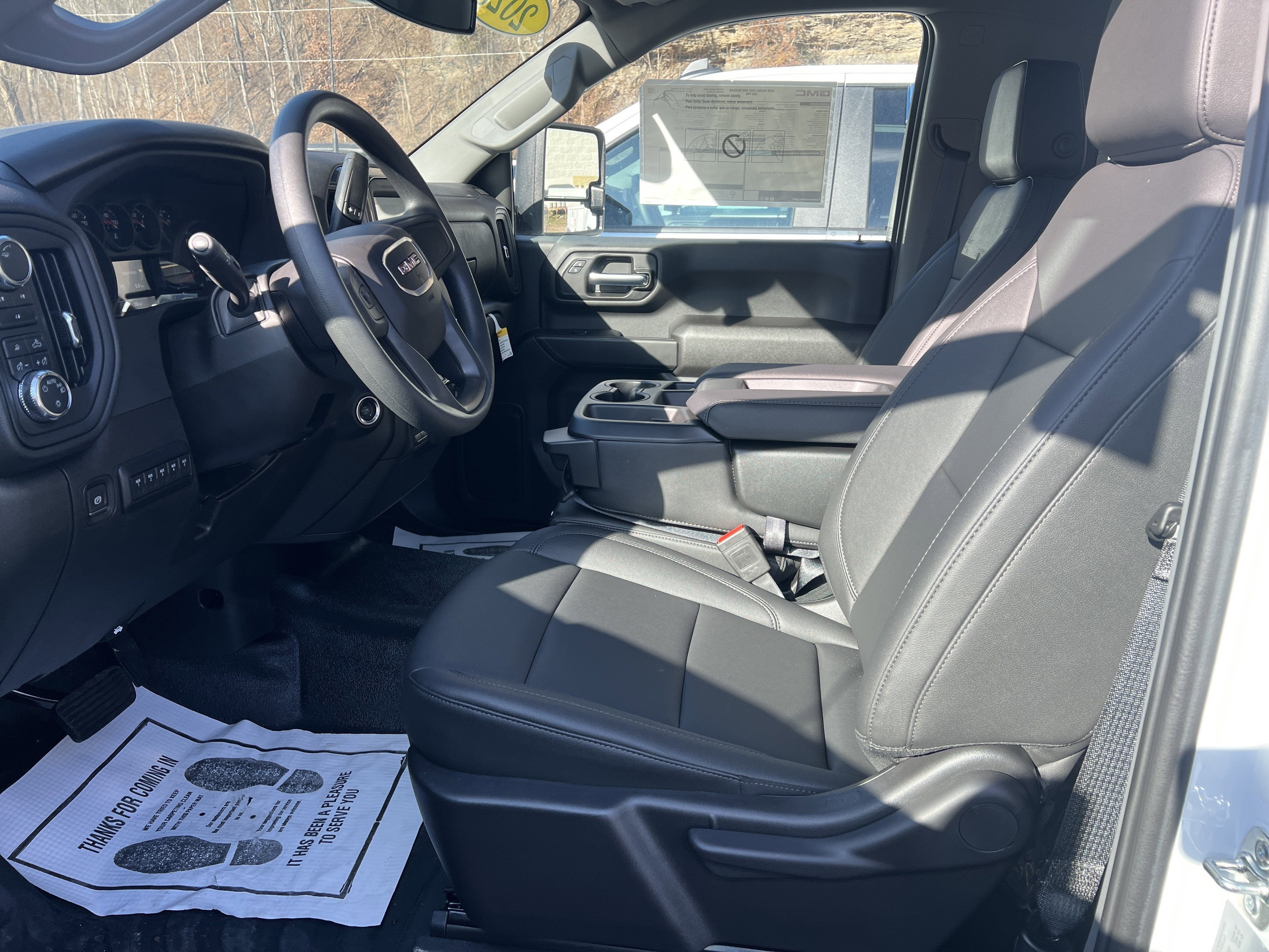 2025 GMC Sierra 2500HD Pro