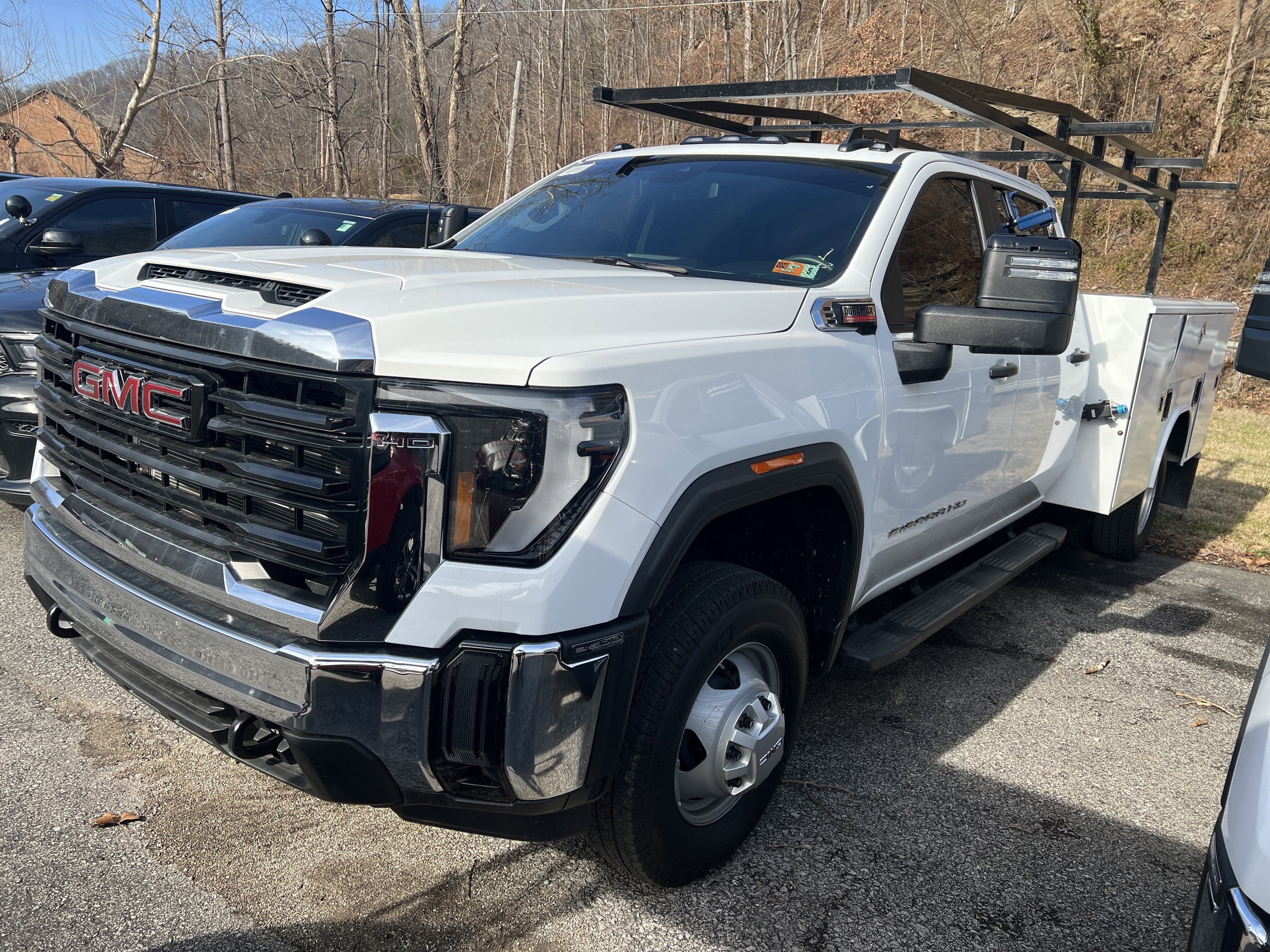 2025 GMC Sierra 3500HD CC Pro