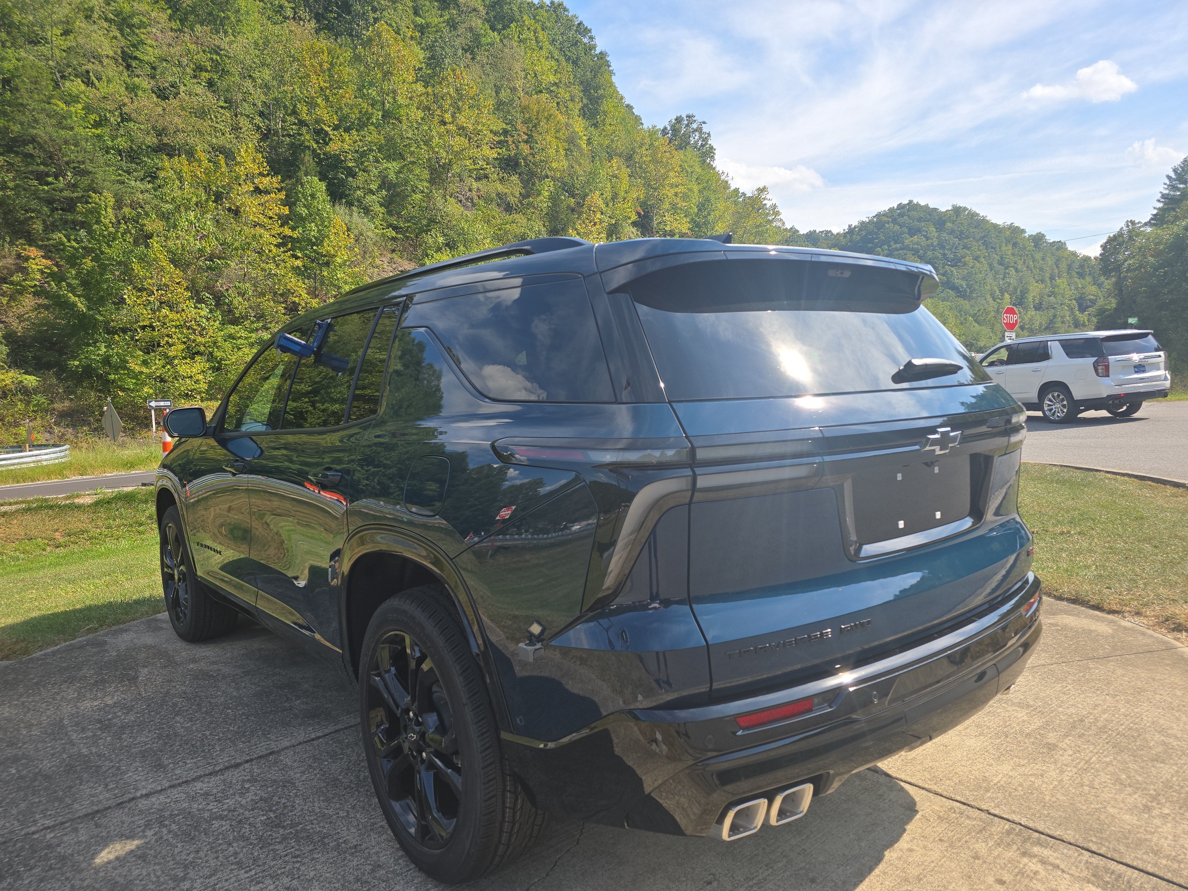 2027 Chevrolet Traverse AWD RS