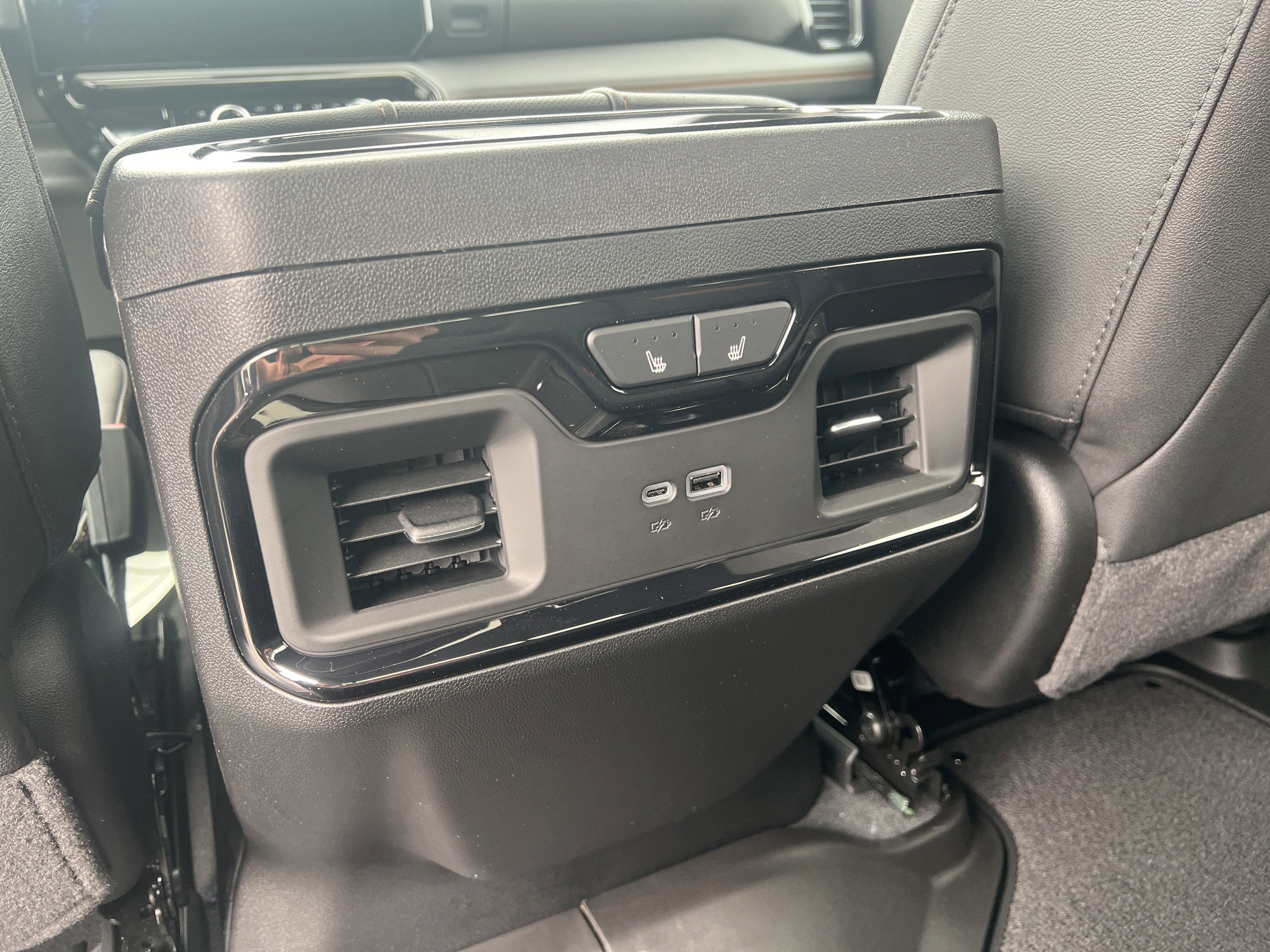 2026 GMC Sierra 2500HD AT4