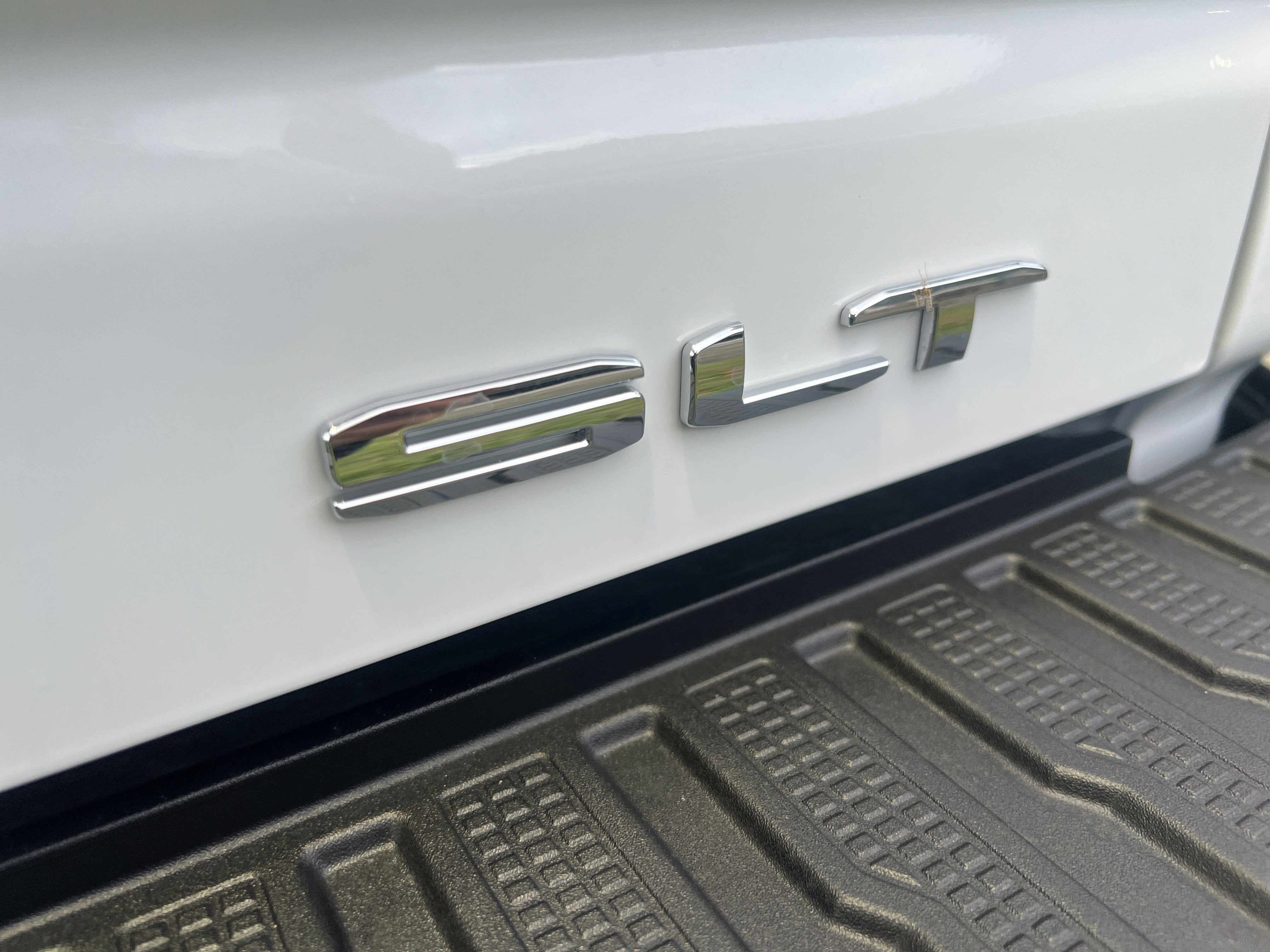 2026 GMC Sierra 3500HD SLT