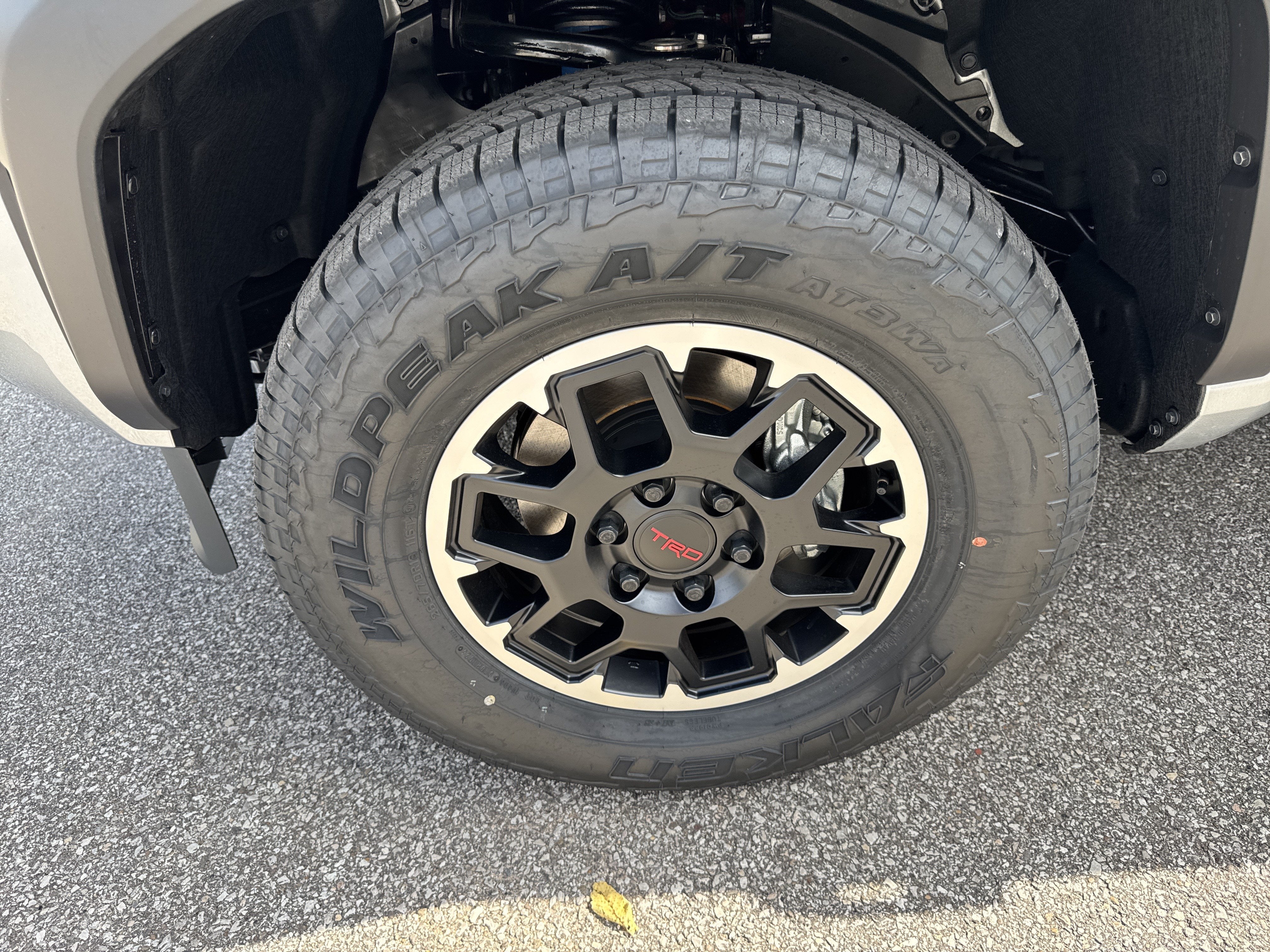 2026 Toyota Tacoma i-FORCE MAX Tacoma TRD Off-Road