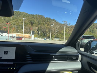 2027 Toyota Camry SE AWD