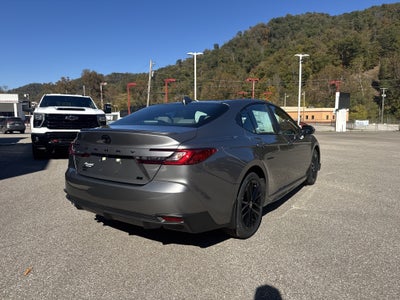 2027 Toyota Camry SE AWD