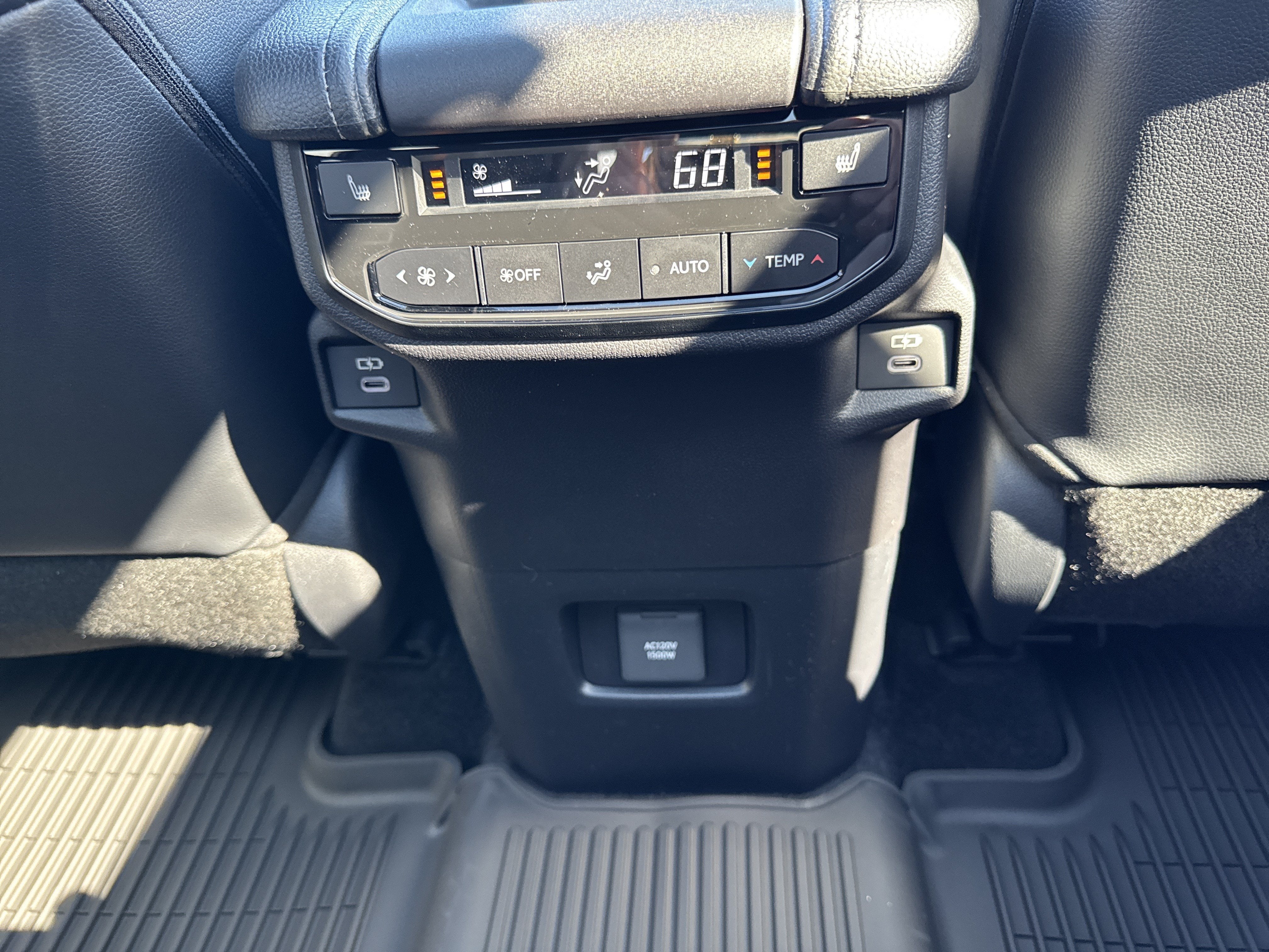 2026 Toyota Grand Highlander Hybrid Nightshade
