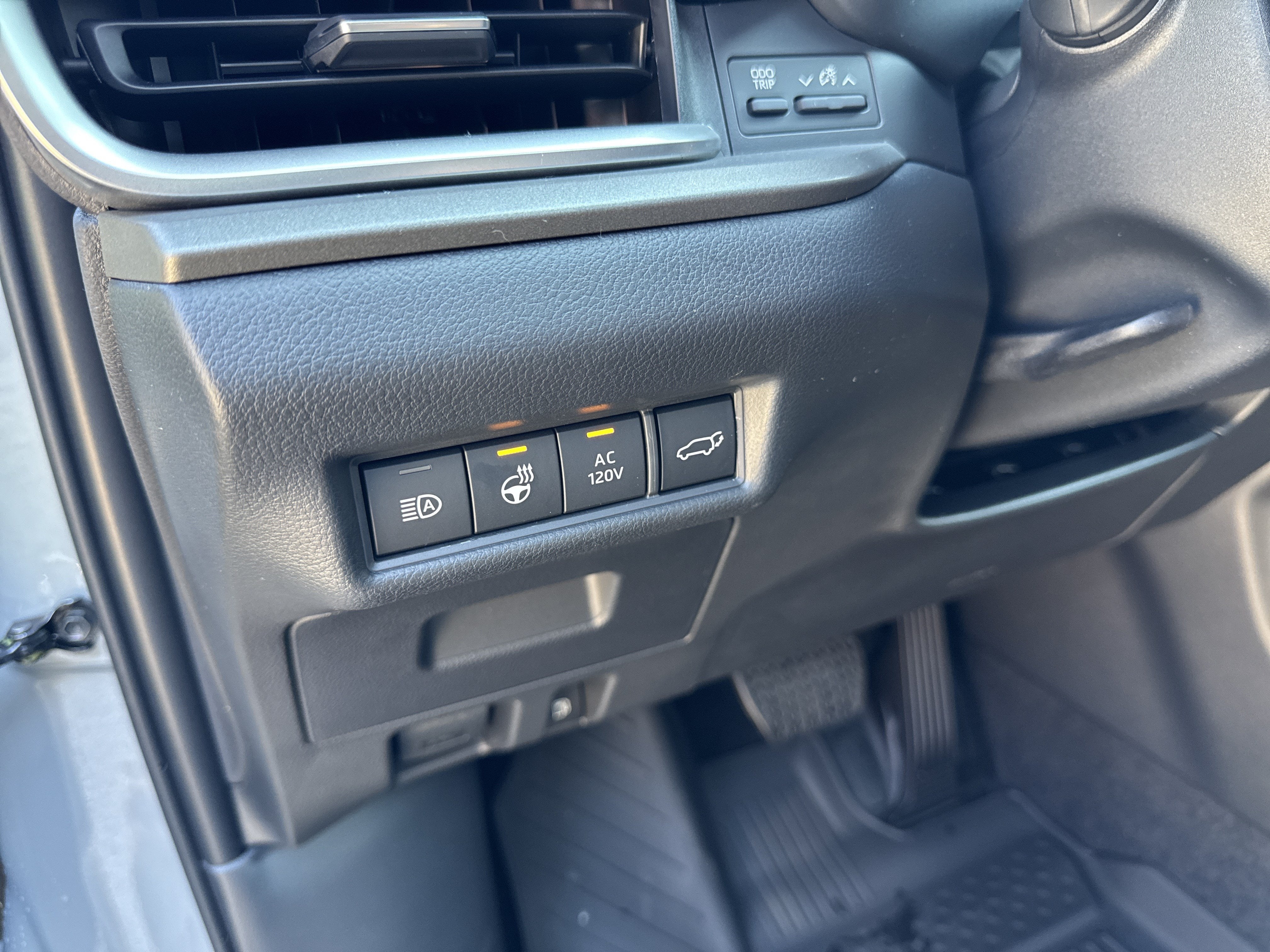 2026 Toyota Grand Highlander Hybrid Nightshade