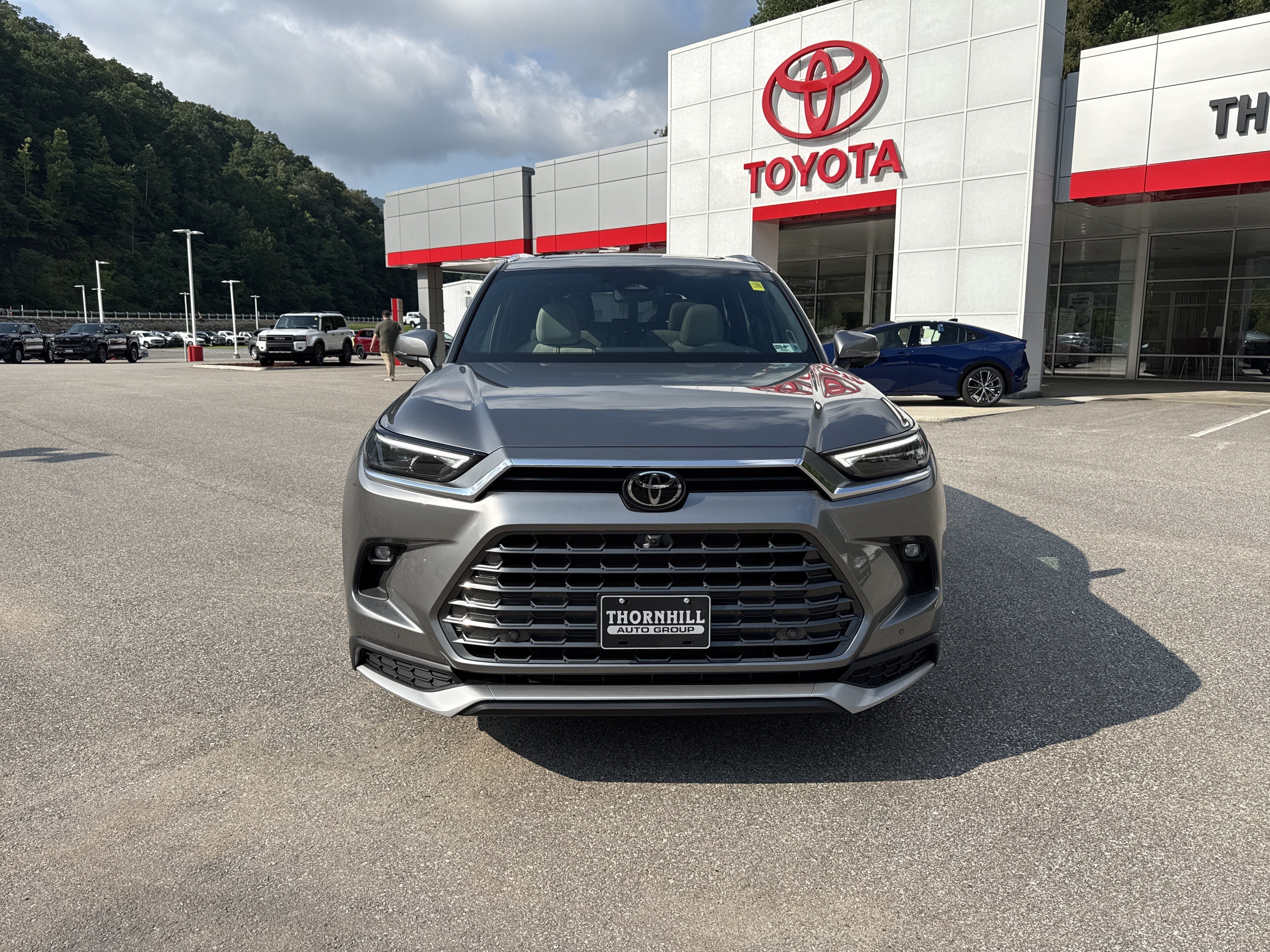 2026 Toyota Grand Highlander Hybrid MAX Platinum