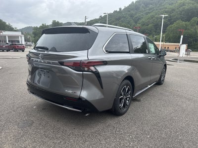 2026 Toyota Sienna Platinum