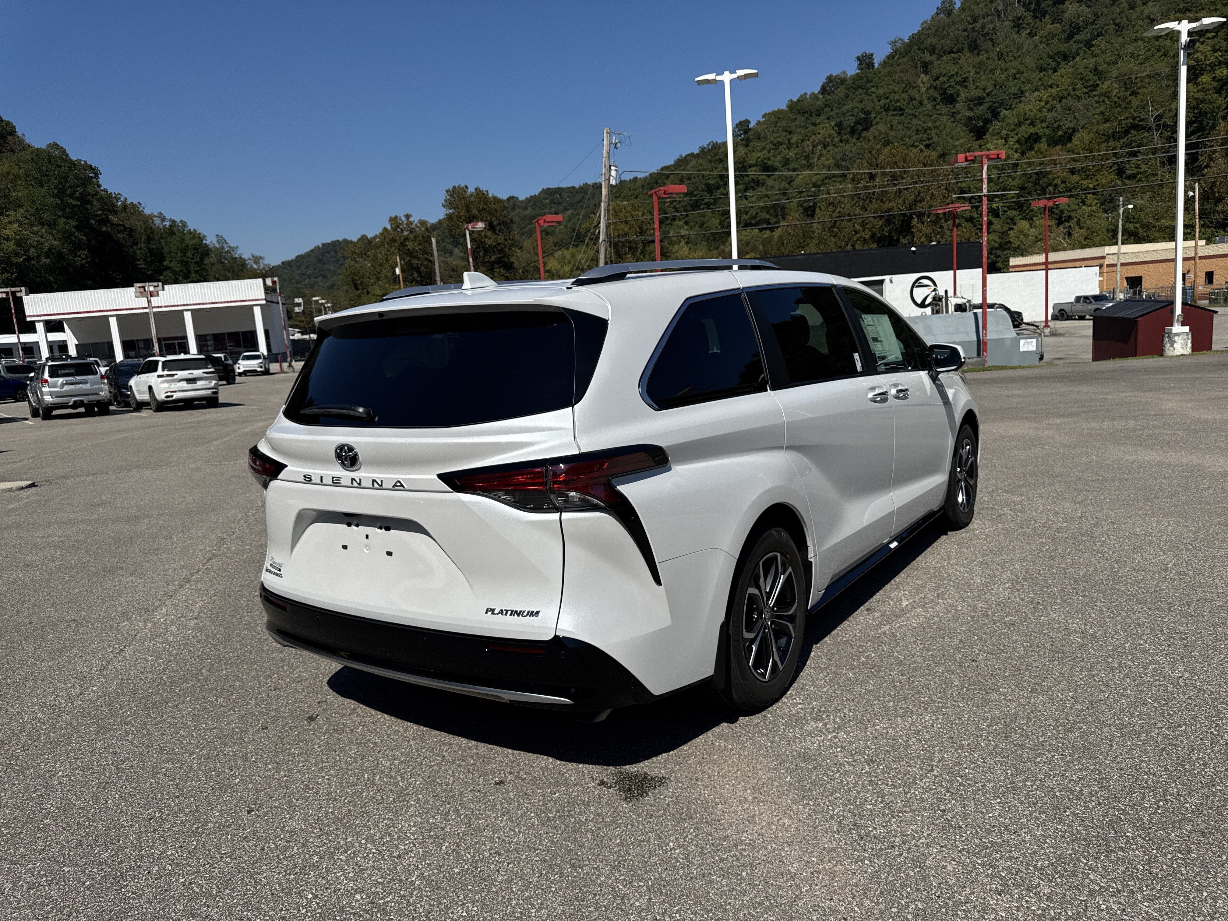 2026 Toyota Sienna Platinum