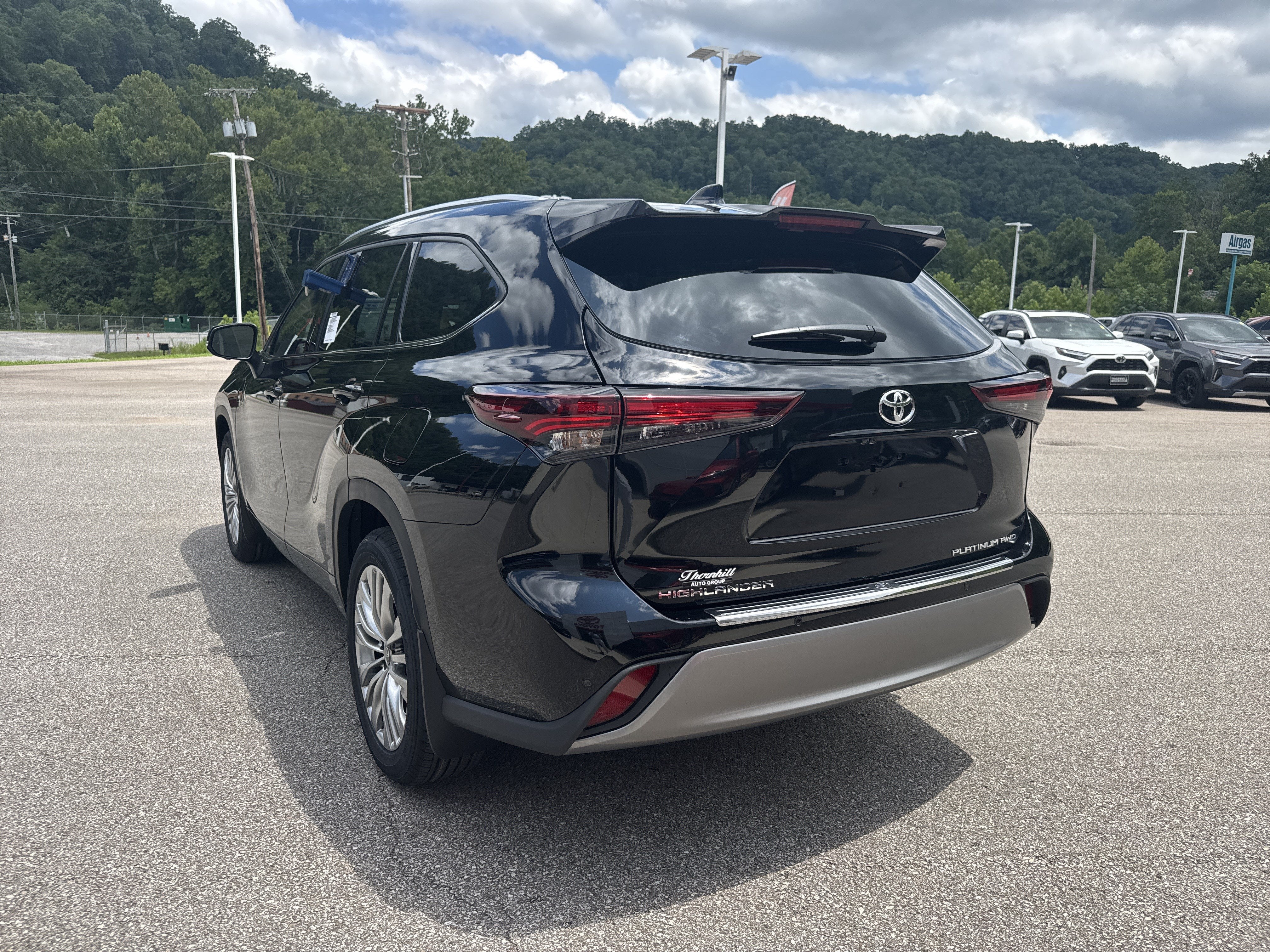 2026 Toyota Highlander Platinum