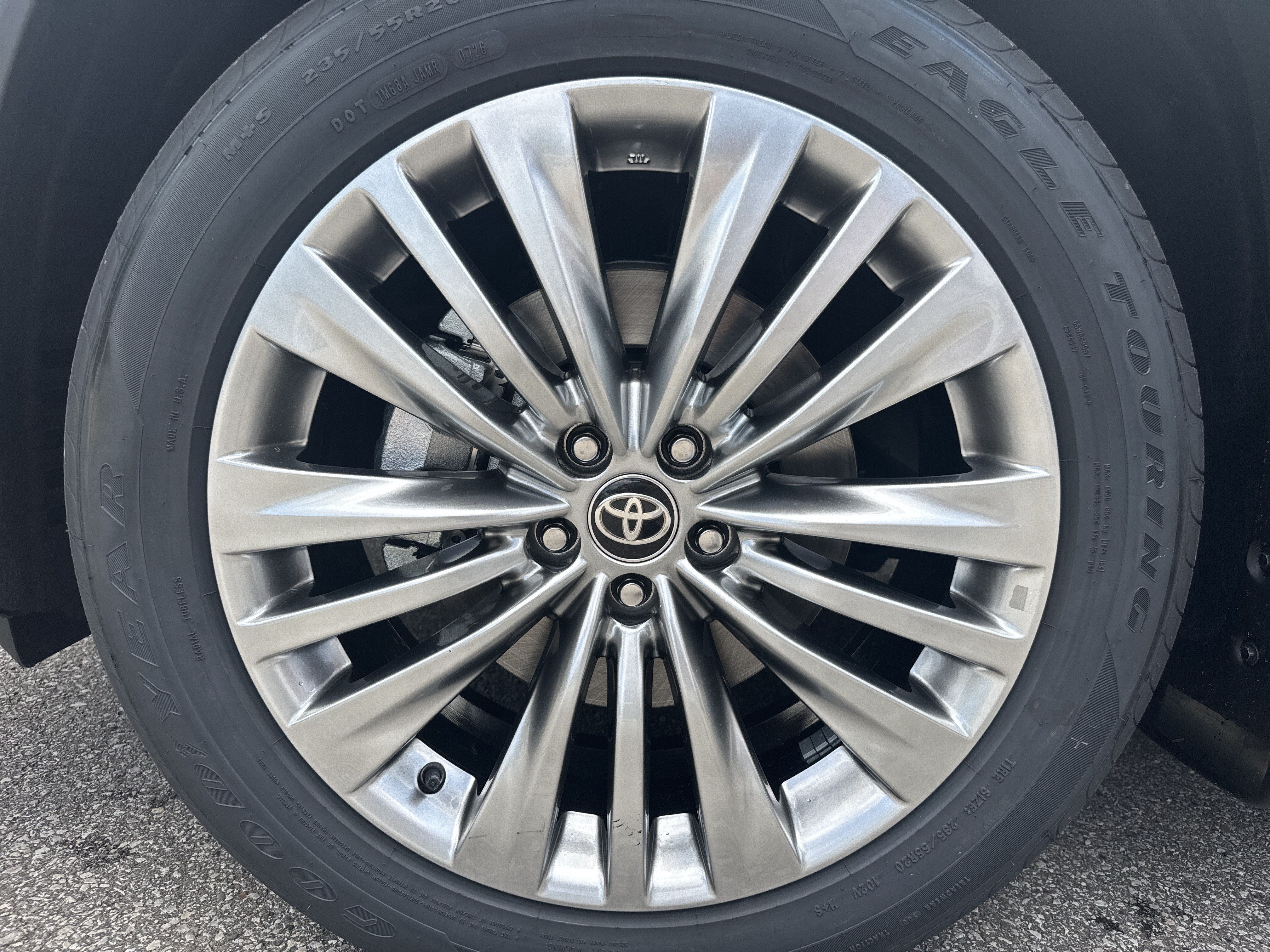 2026 Toyota Highlander Platinum