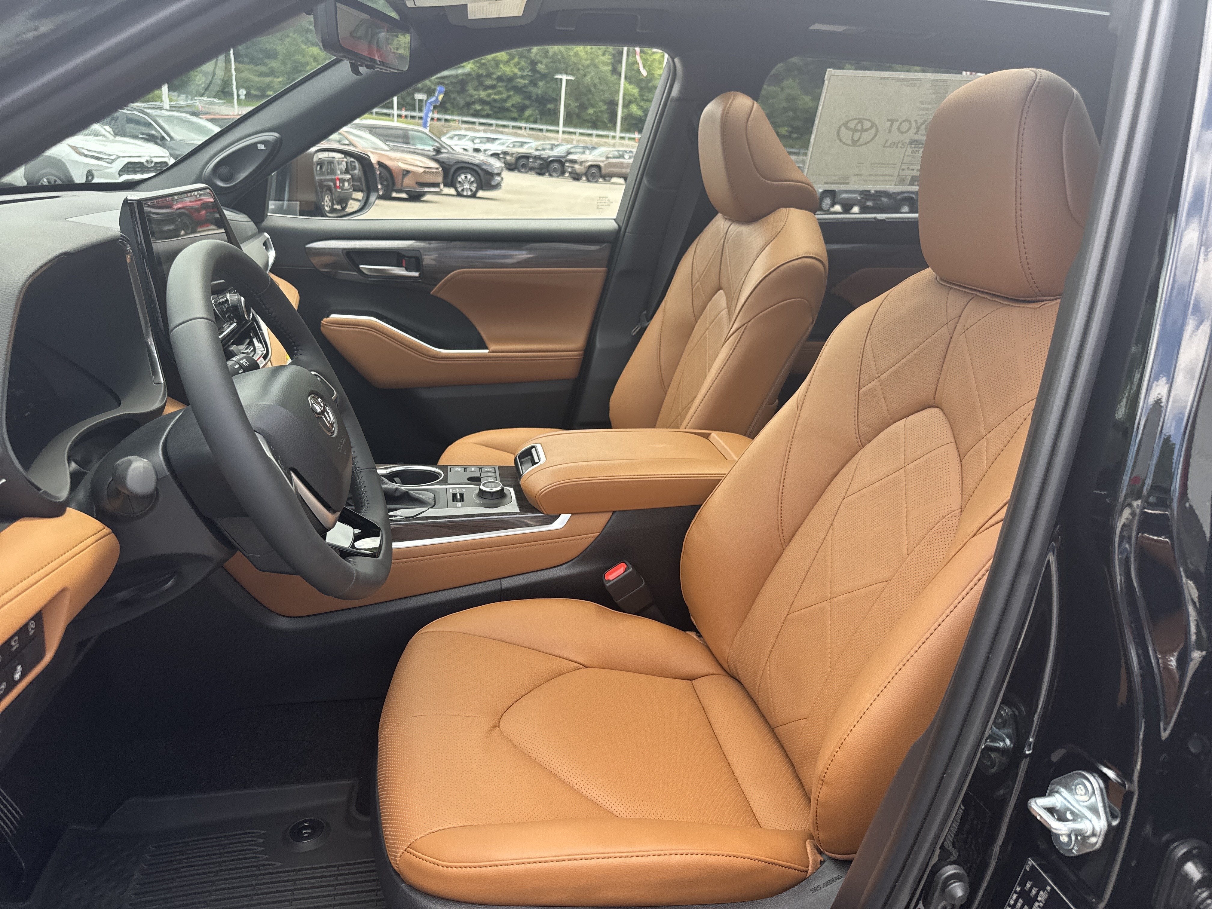 2026 Toyota Highlander Platinum