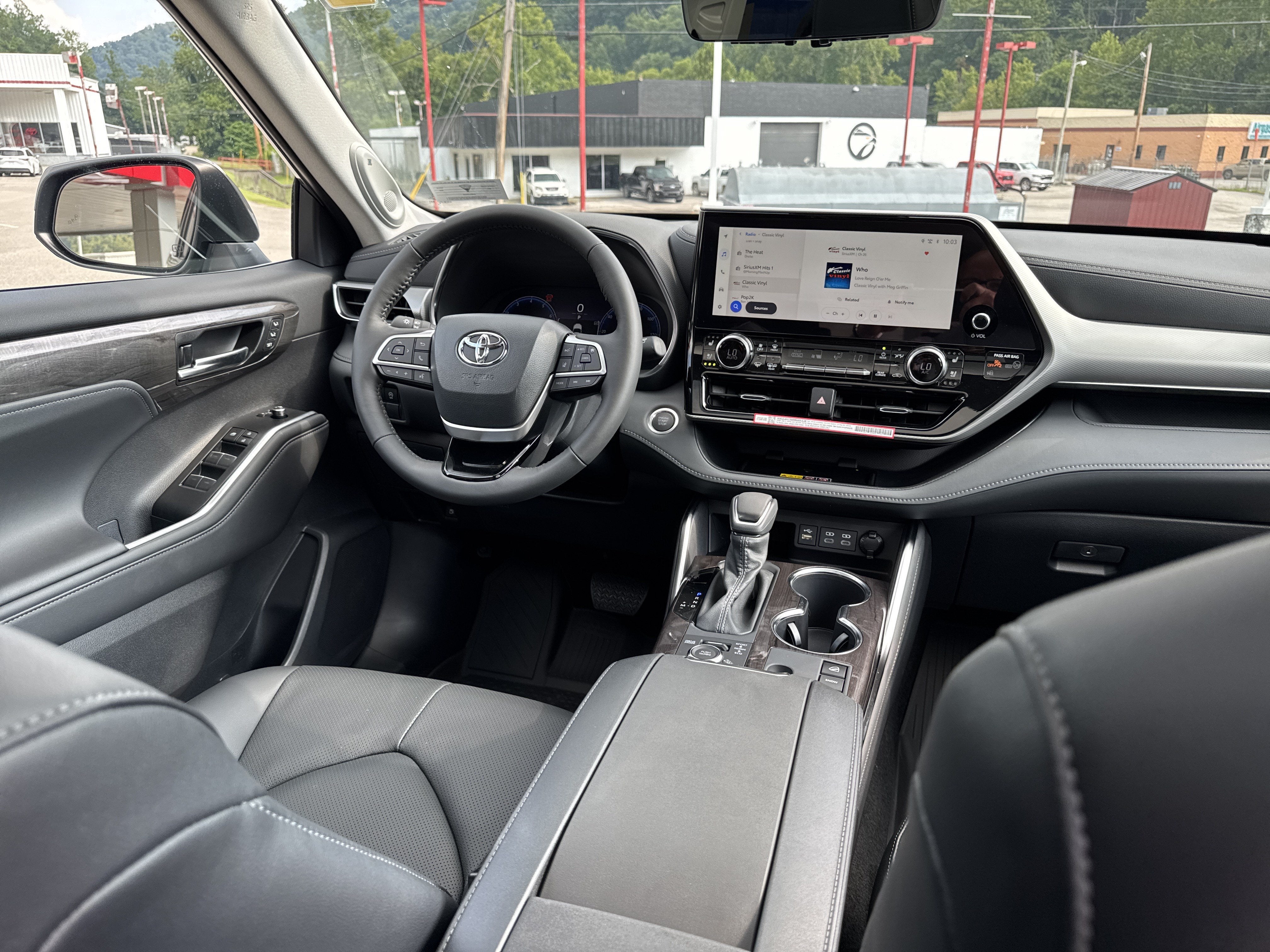 2026 Toyota Highlander Platinum