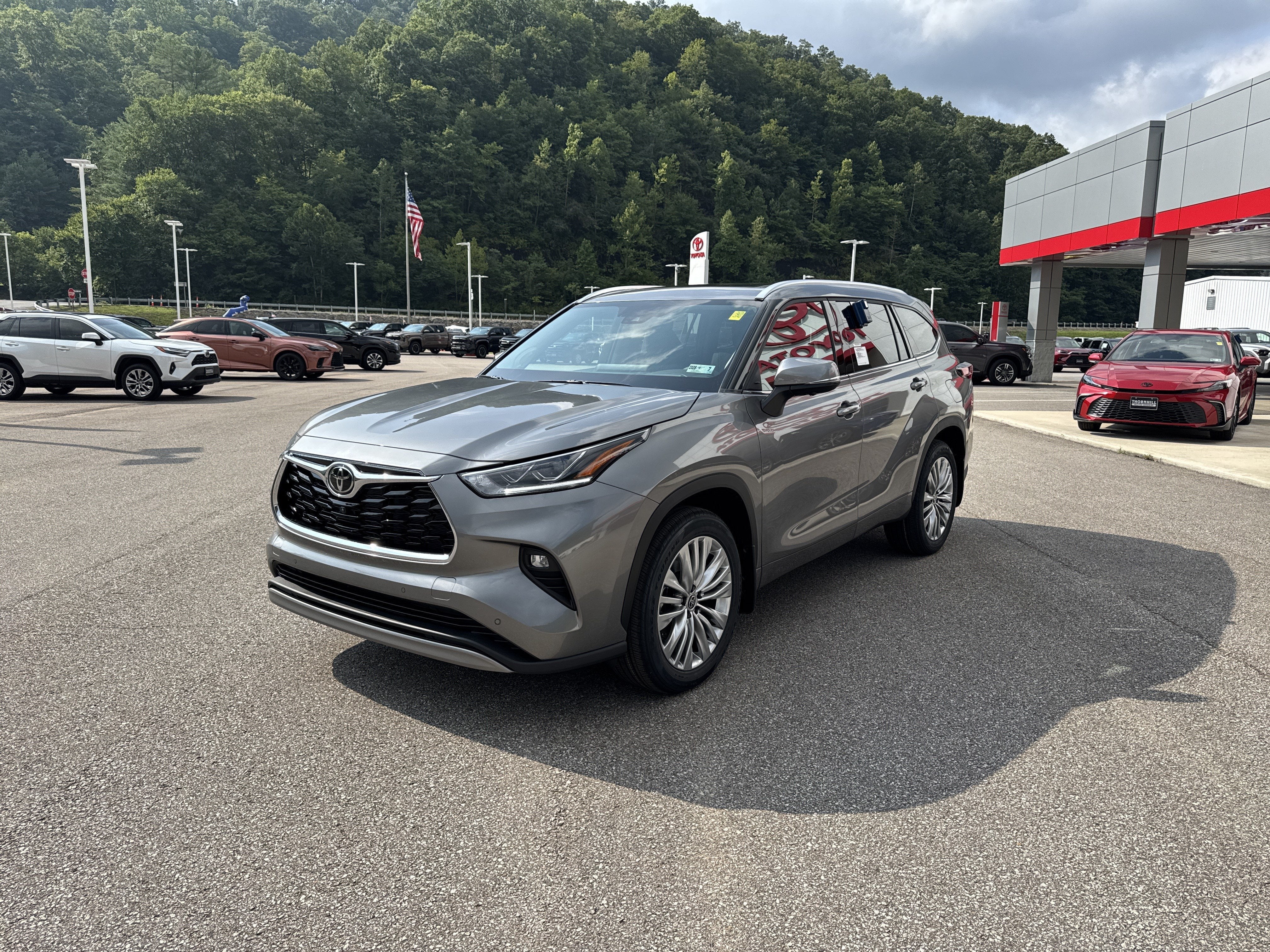 2026 Toyota Highlander Platinum