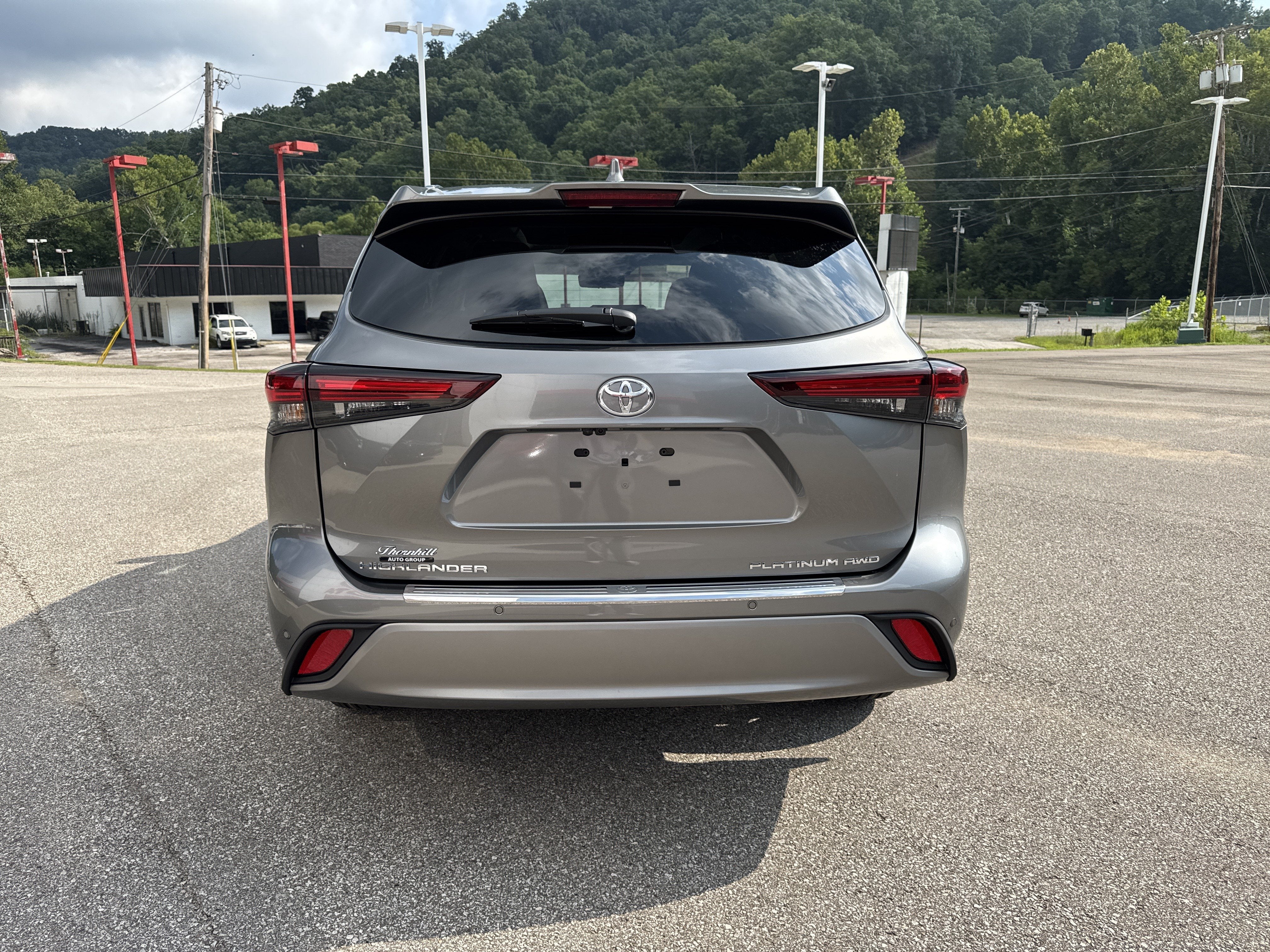 2026 Toyota Highlander Platinum