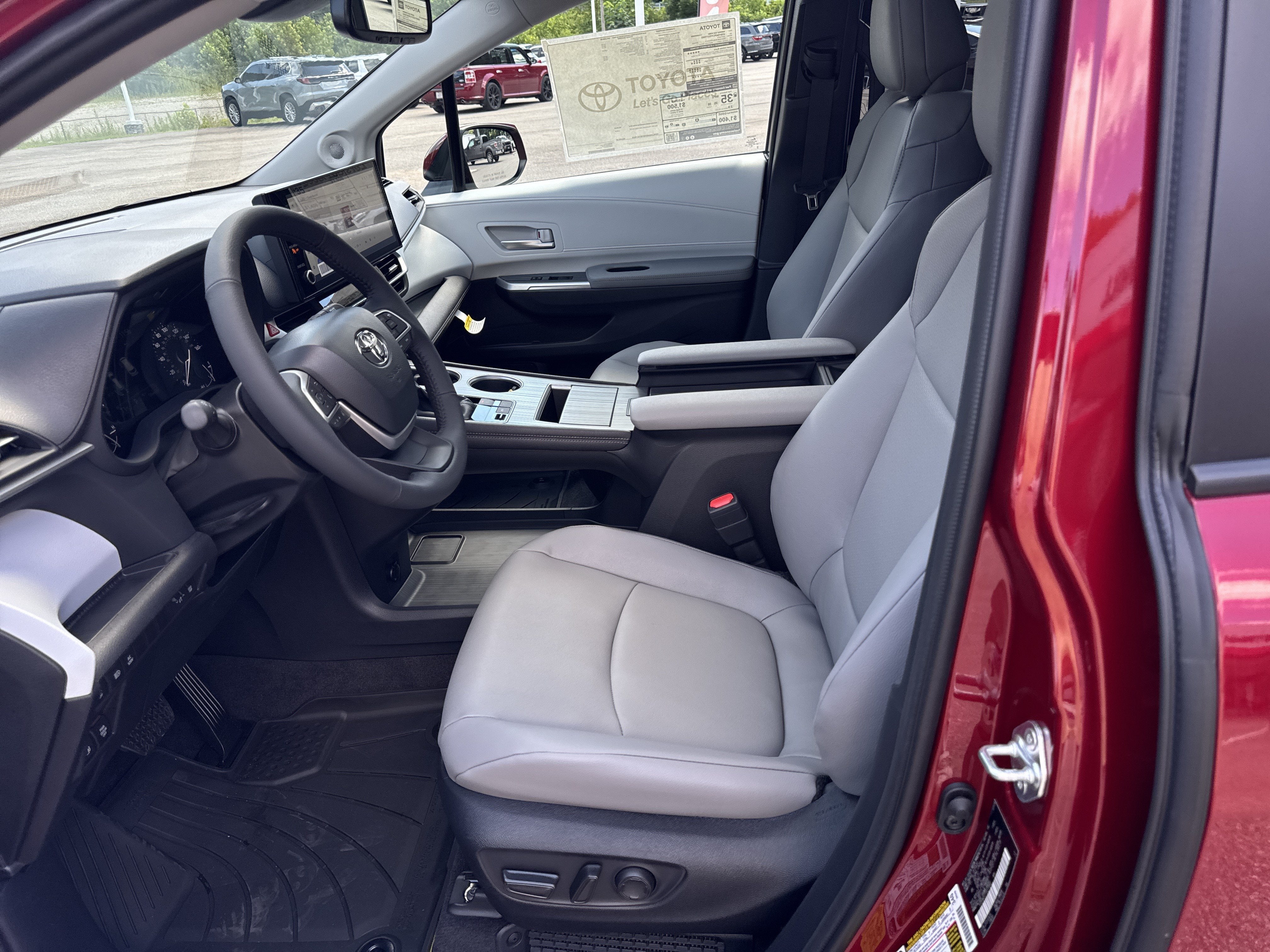 2026 Toyota Sienna XLE