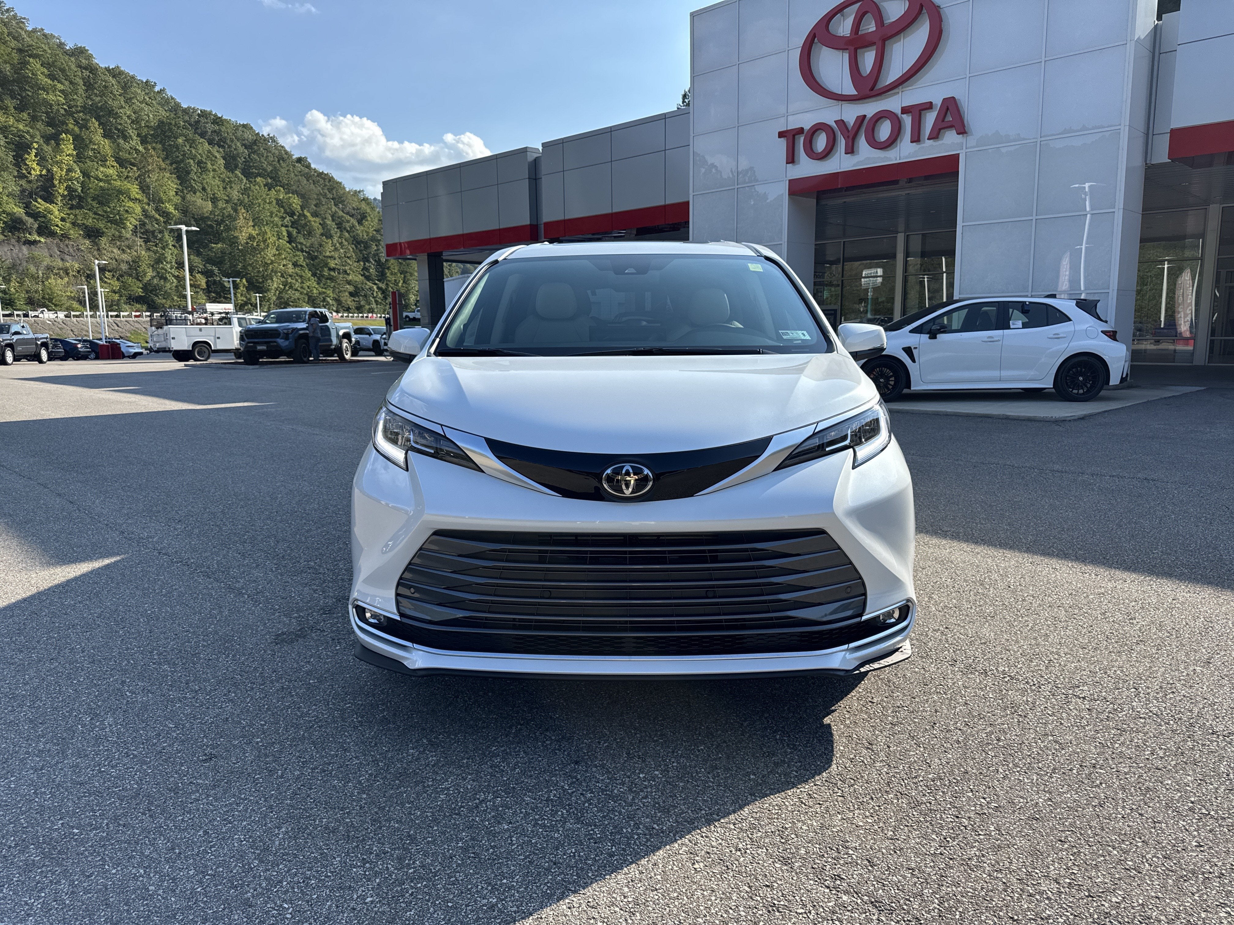 2026 Toyota Sienna Limited