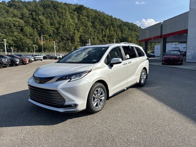 2026 Toyota Sienna Limited